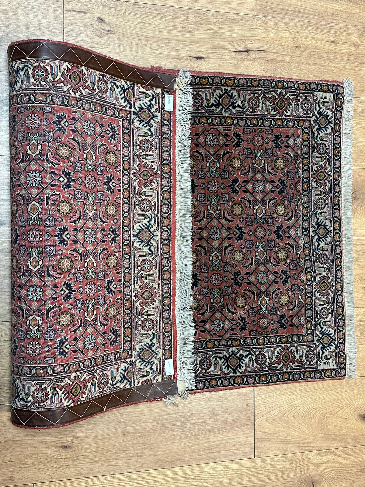 Orientteppich handgeknüpft Bidjar 138 x 83 cm
