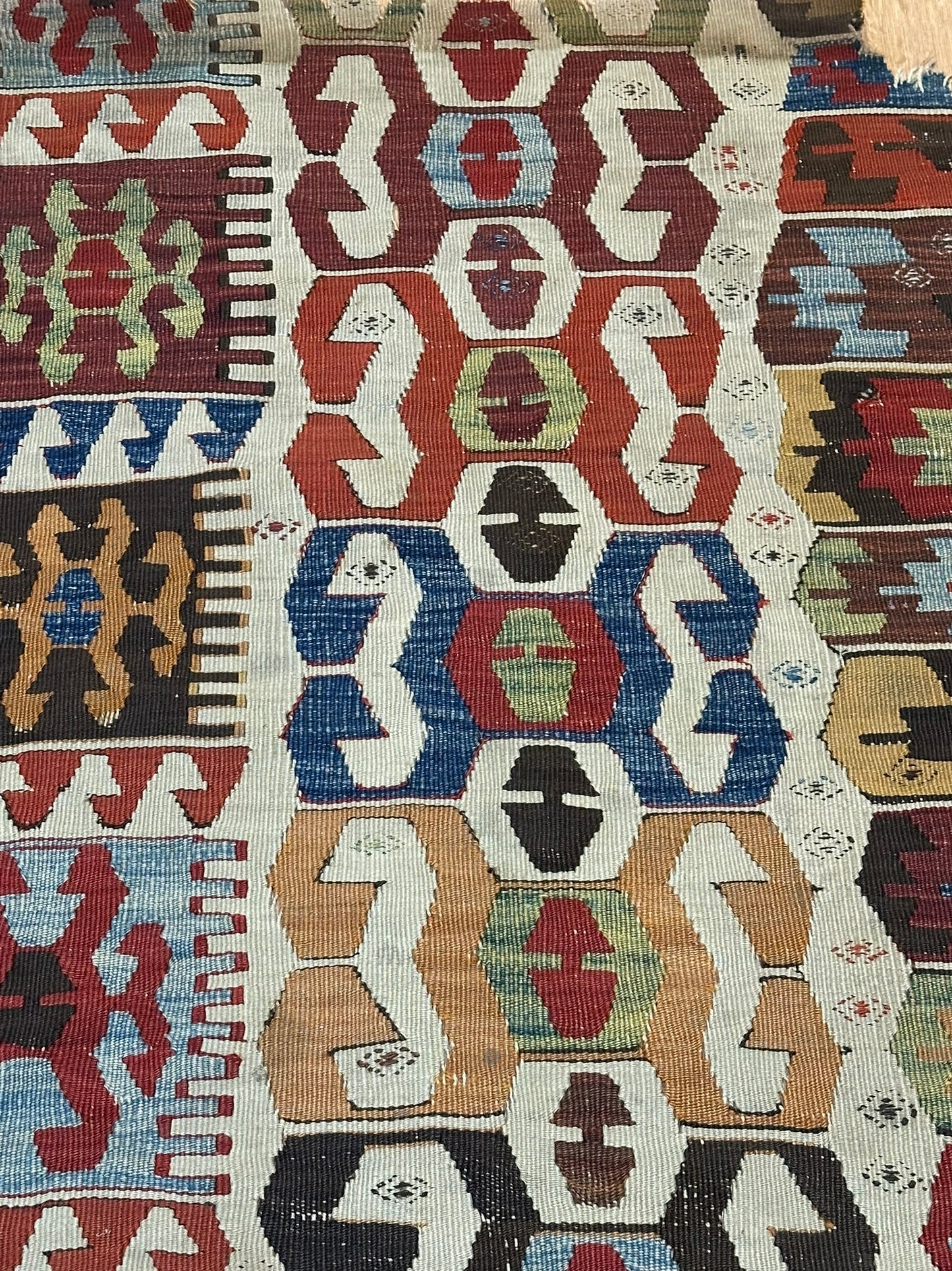 Orientteppich handgeknüpft Kelim Antik 197x70 cm