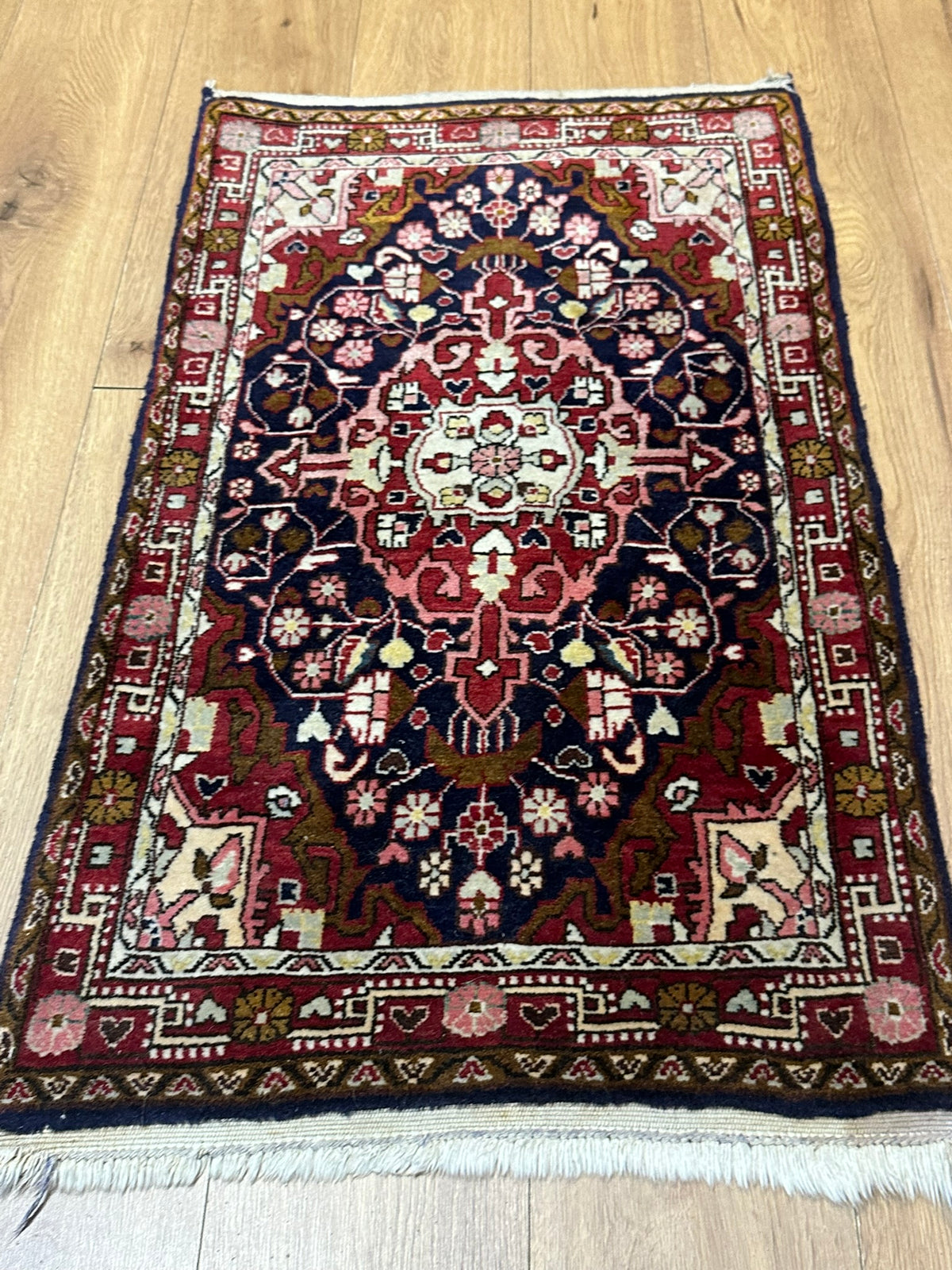 Orientteppich handgeknüpft Sarough 108 x 63 cm