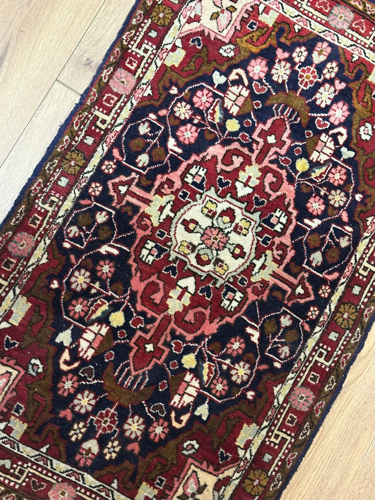Orientteppich handgeknüpft Sarough 108 x 63 cm