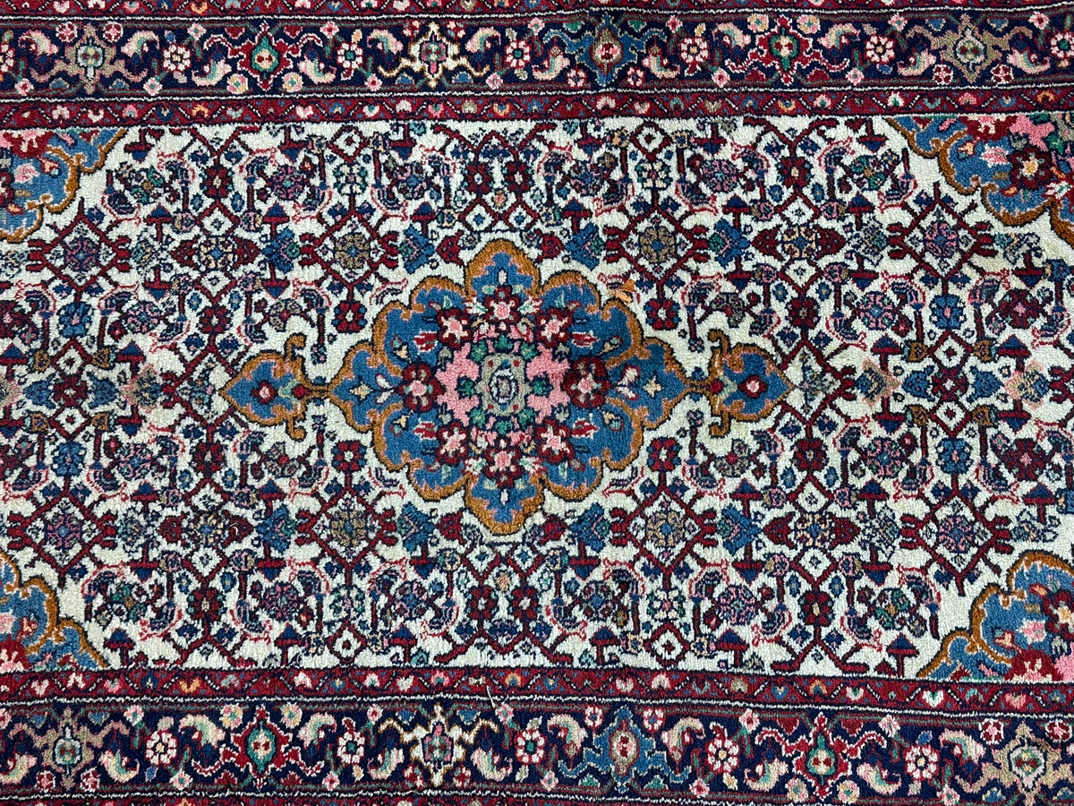 Orientteppich handgeknüpft Bidjar 130x80 cm