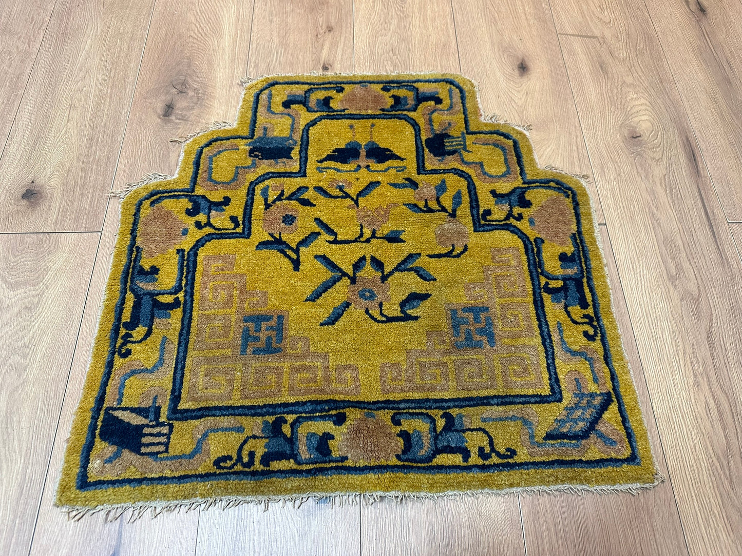 Orientteppich handgeknüpft 74x70 cm china antikes Muster
