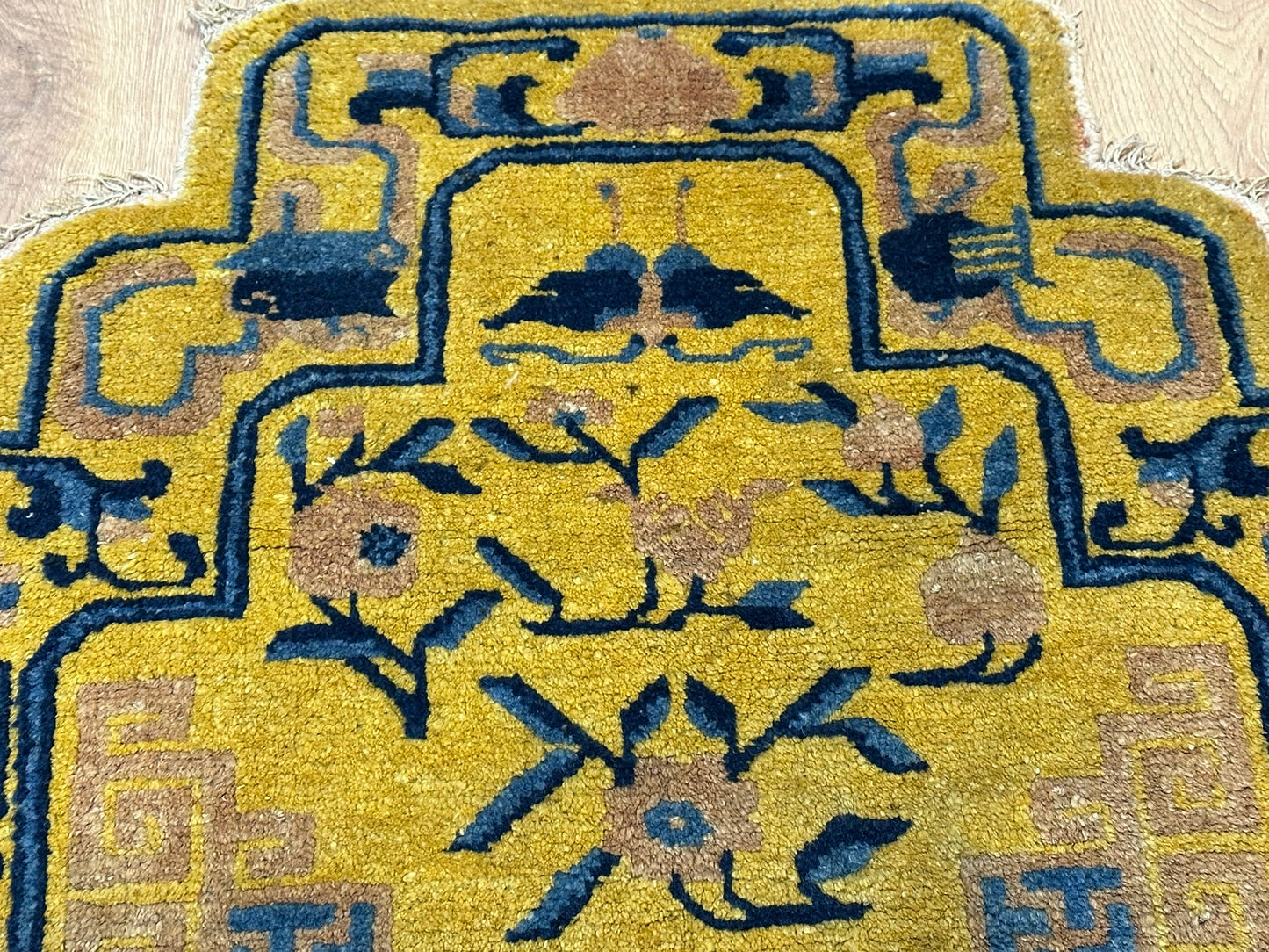 Orientteppich handgeknüpft 74x70 cm china antikes Muster