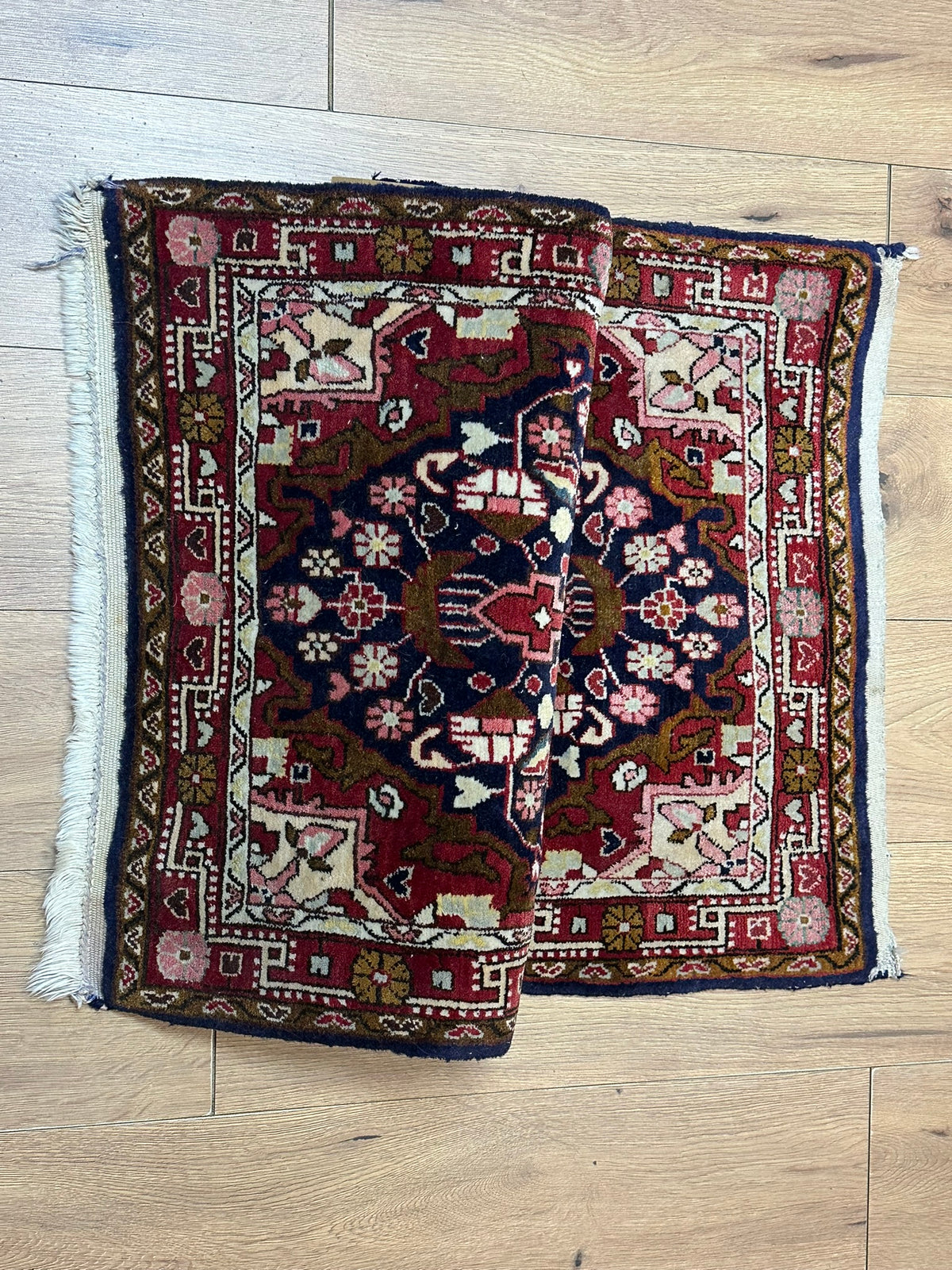 Orientteppich handgeknüpft Sarough 108 x 63 cm