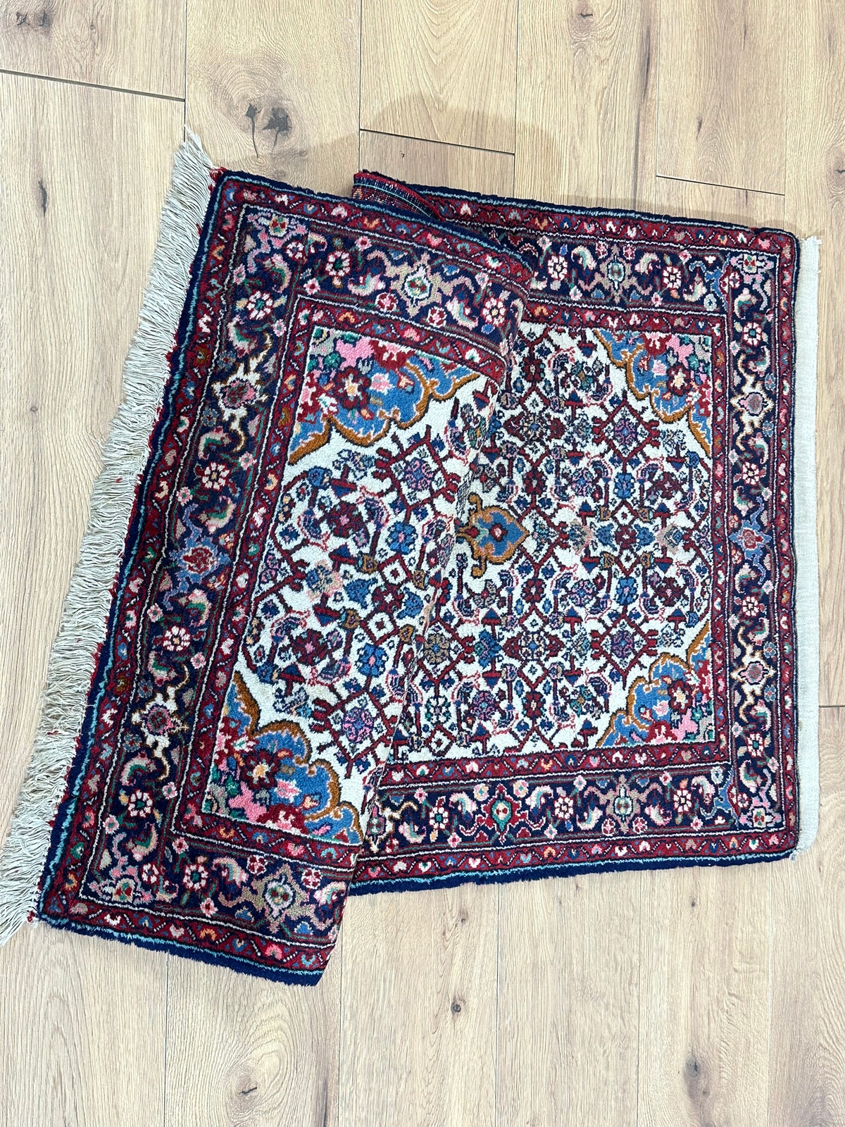 Orientteppich handgeknüpft Bidjar 130x80 cm