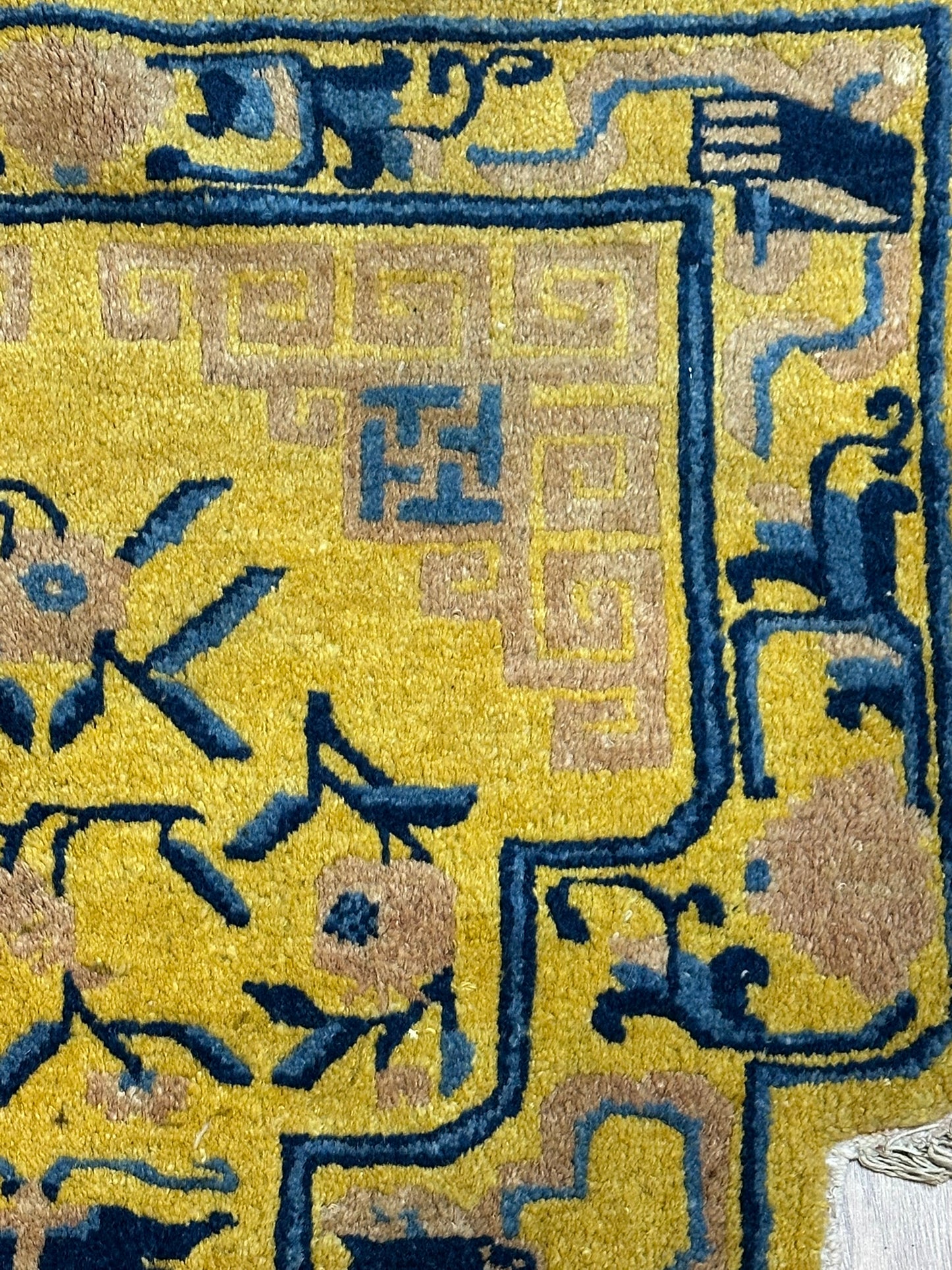 Orientteppich handgeknüpft 74x70 cm china antikes Muster