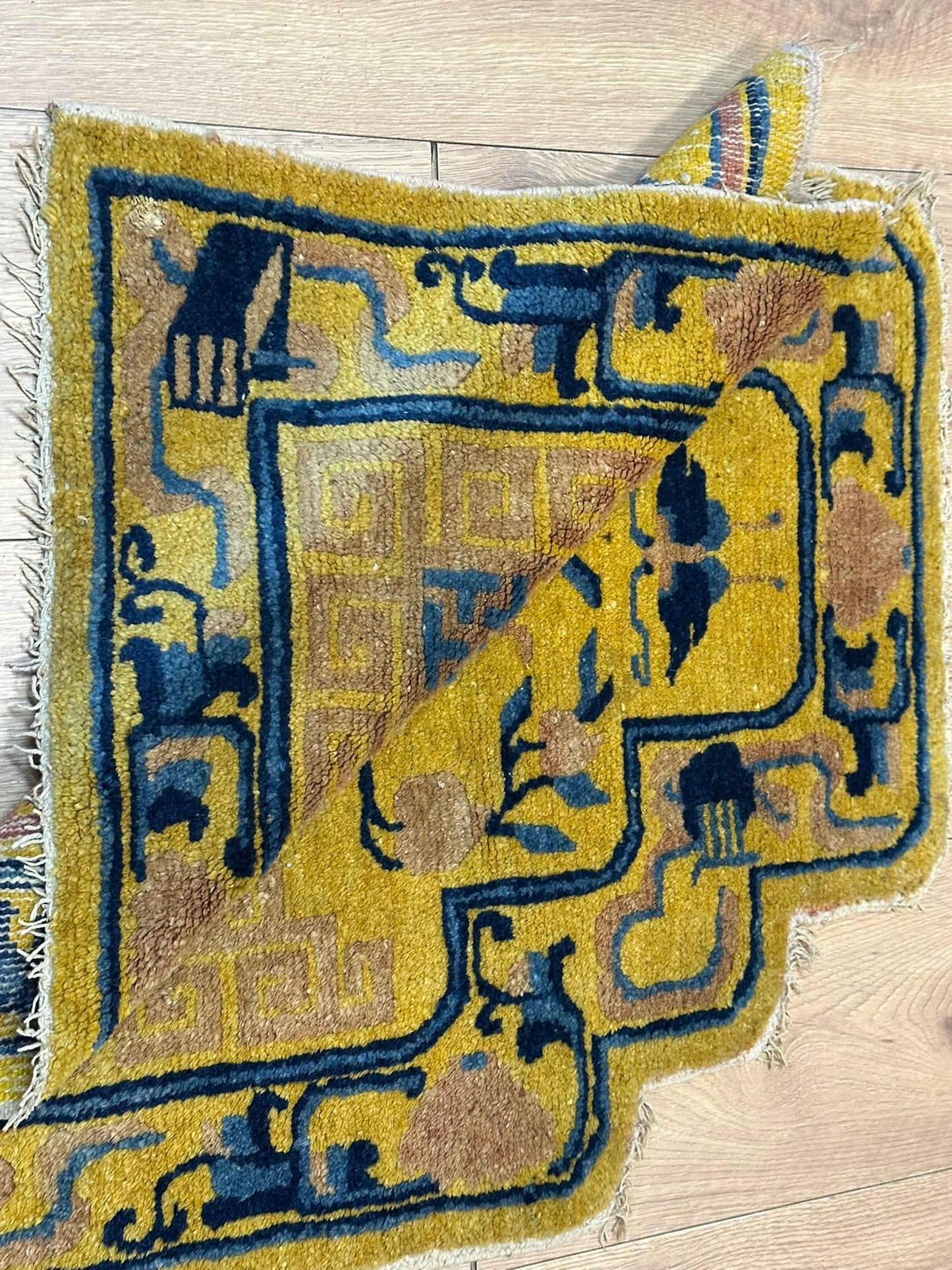 Orientteppich handgeknüpft 74x70 cm china antikes Muster