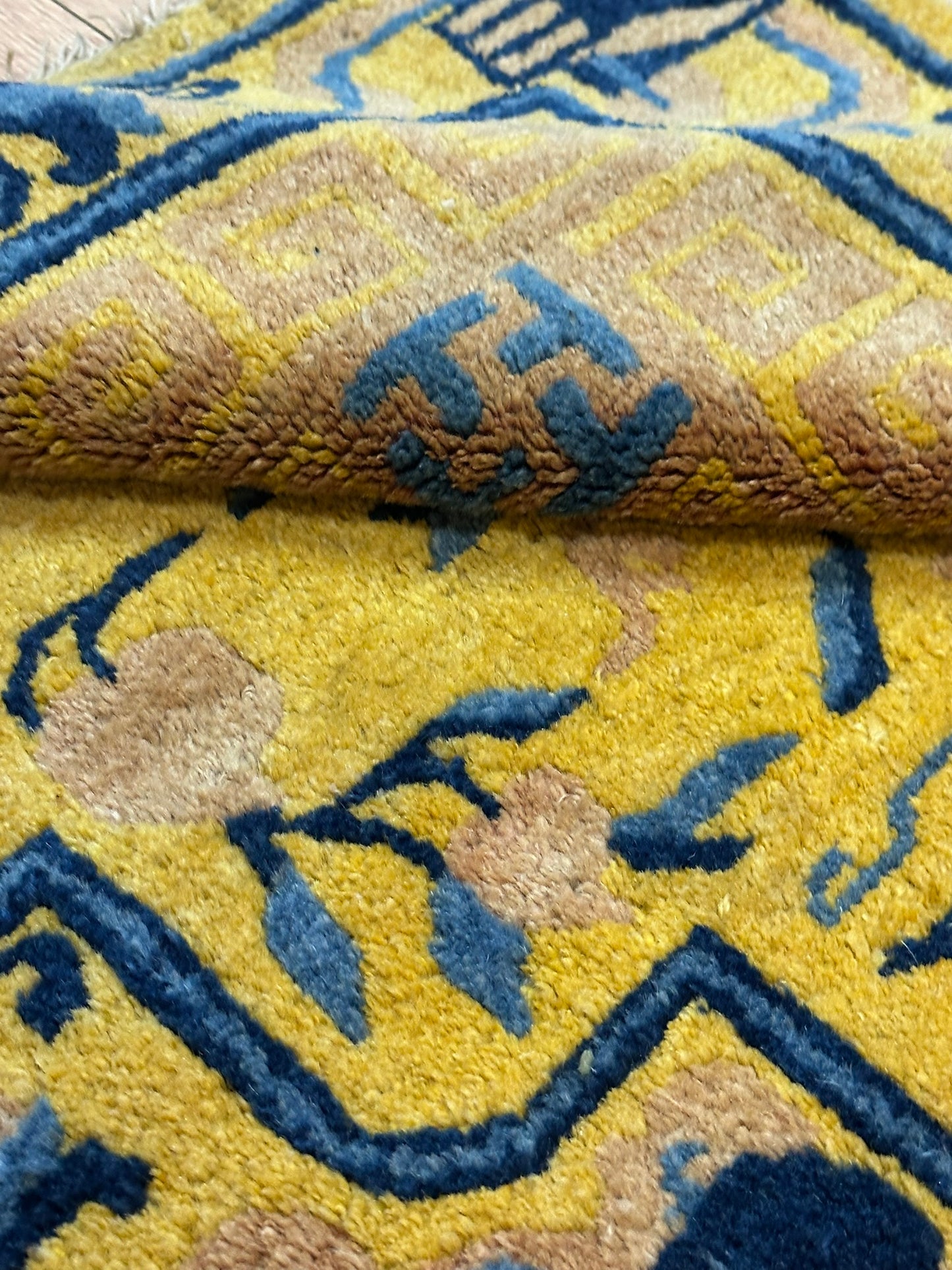 Orientteppich handgeknüpft 74x70 cm china antikes Muster