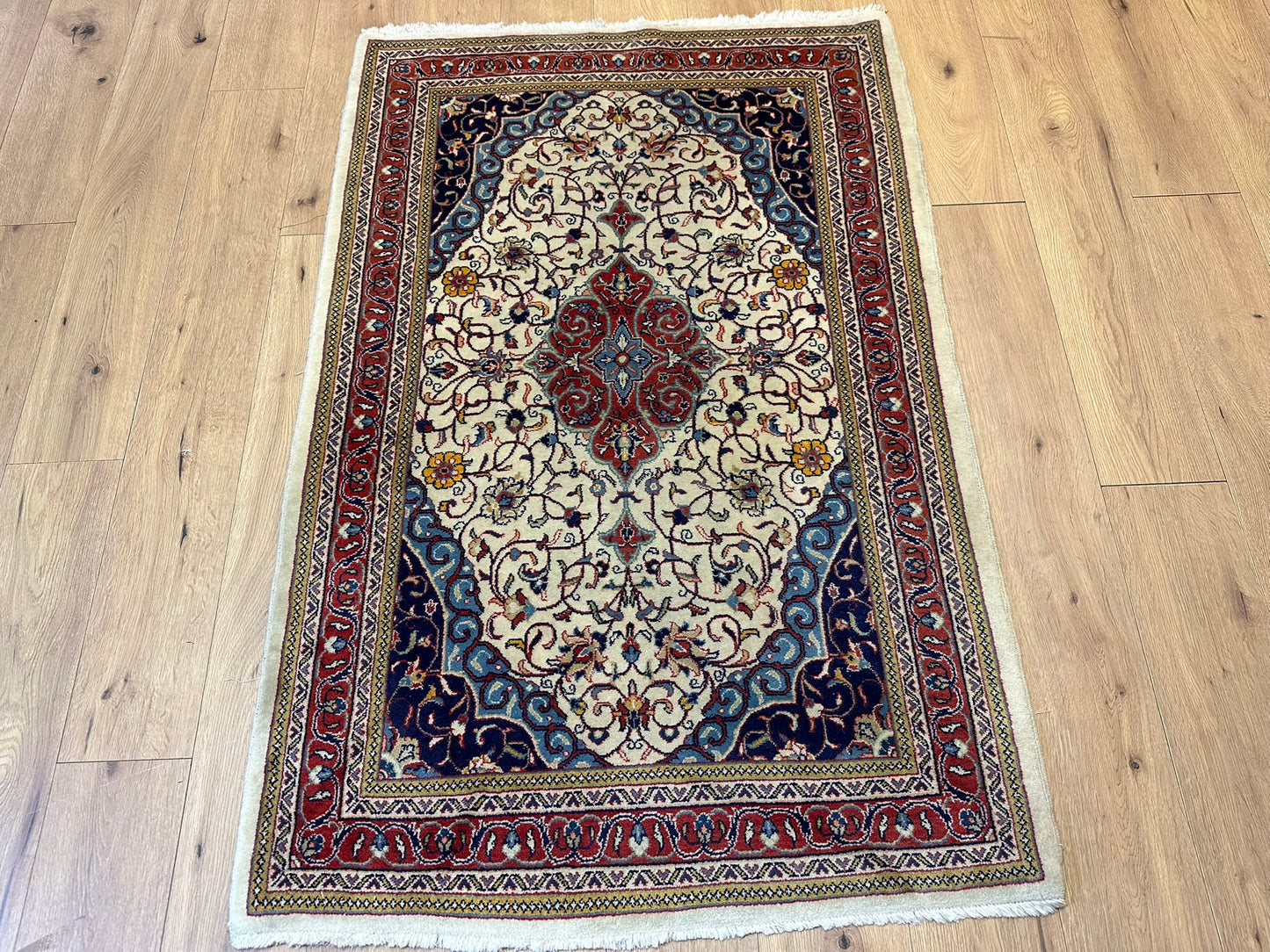 Orientteppich handgeknüpft 166x110 cm Sarouqh Medaillon