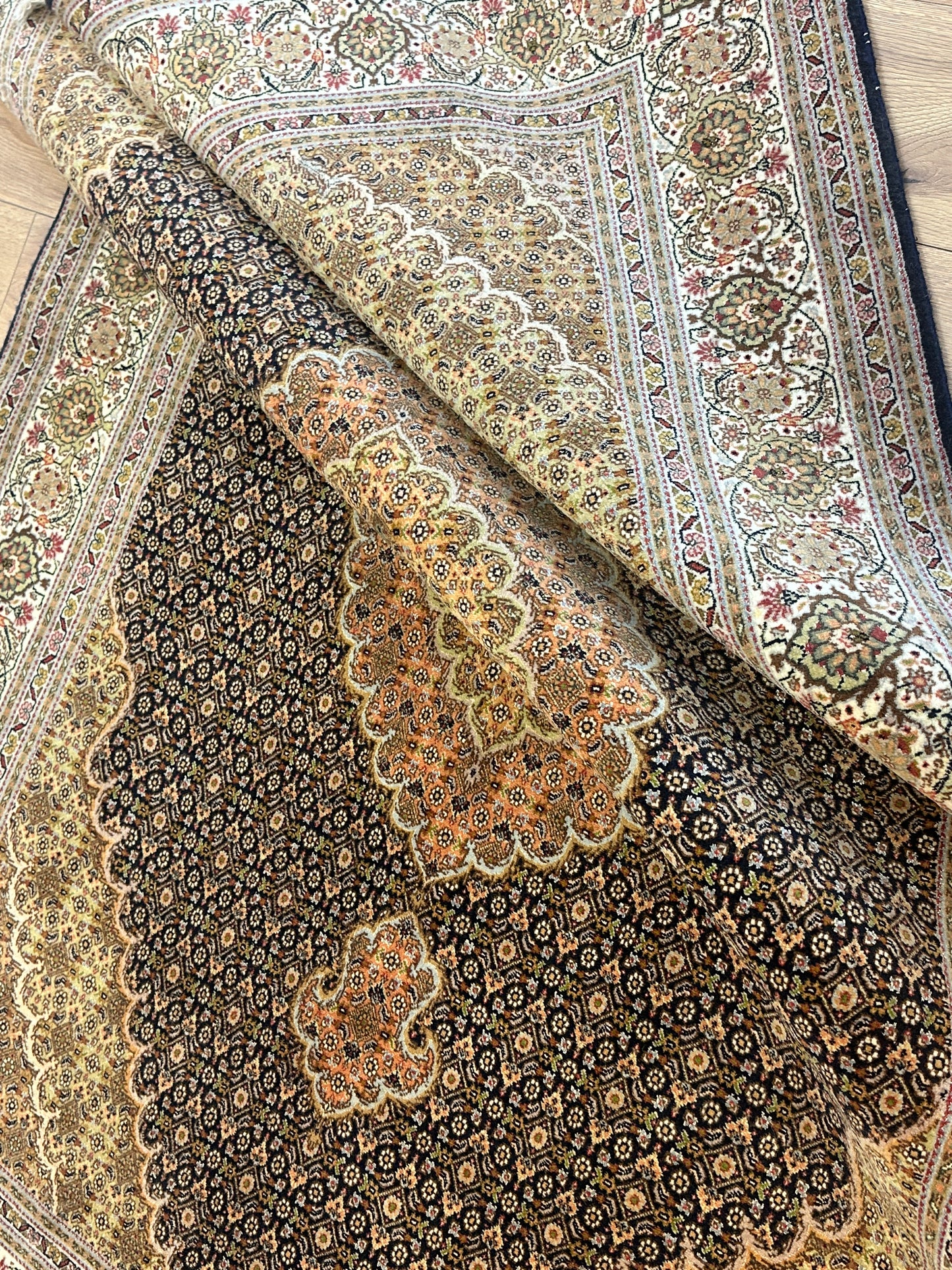 Handgeknüpfter Perser Orientteppich Täbriz 220x140 cm