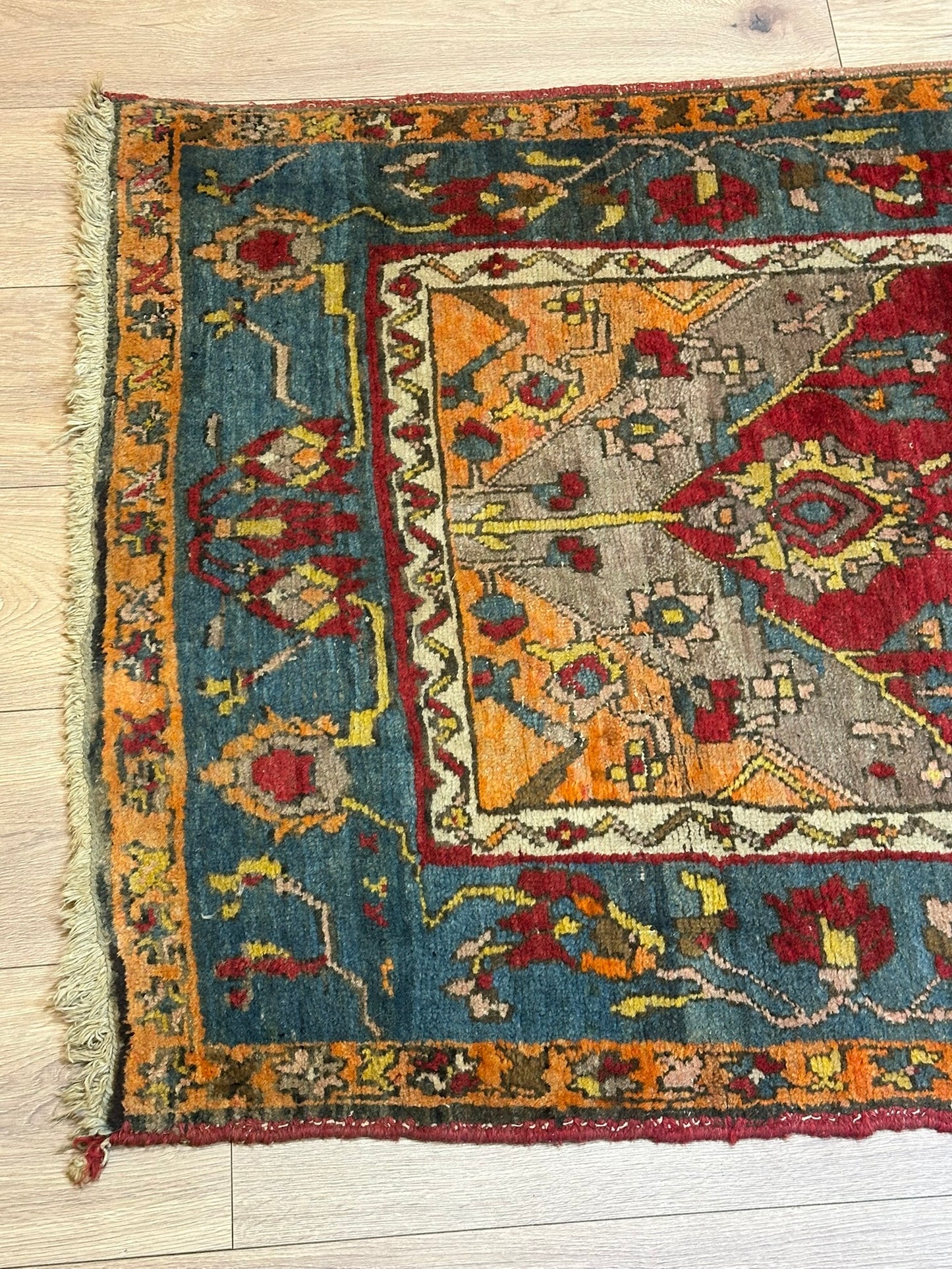 Orientteppich handgeknüpft 295x95 cm antik Bidjar