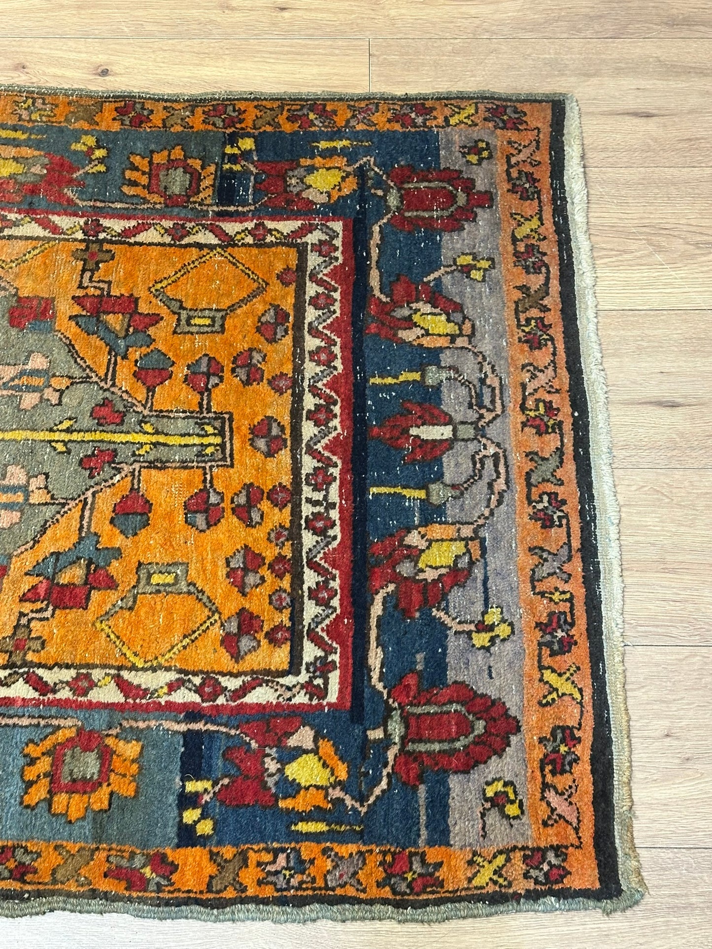 Orientteppich handgeknüpft 295x95 cm antik Bidjar