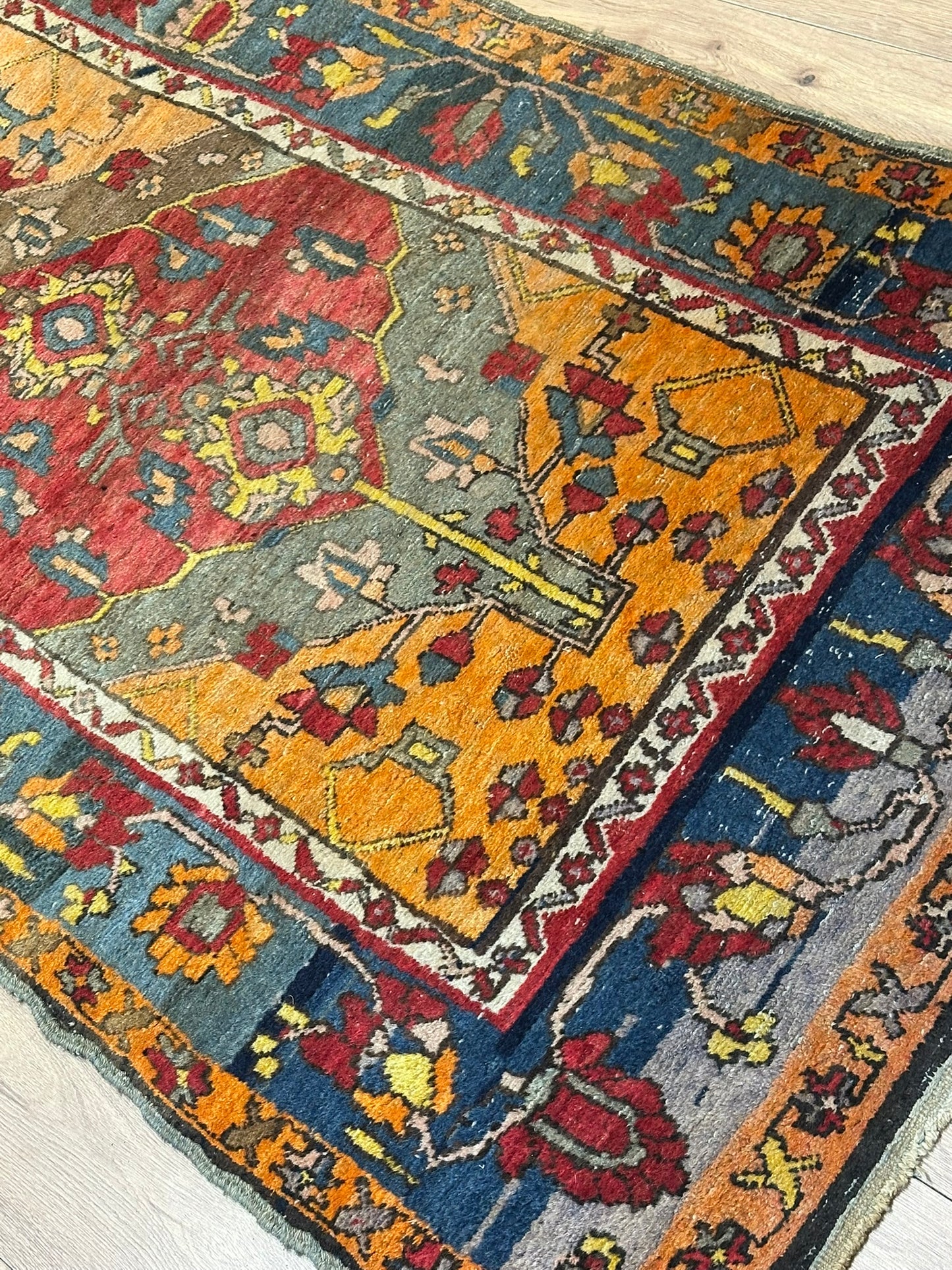 Orientteppich handgeknüpft 295x95 cm antik Bidjar