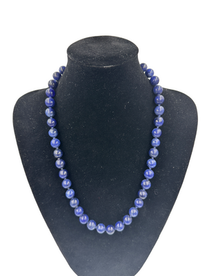 Vintage Blaue Lapislazuli Perlenkette mit goldfarbenem Schraubverschluss