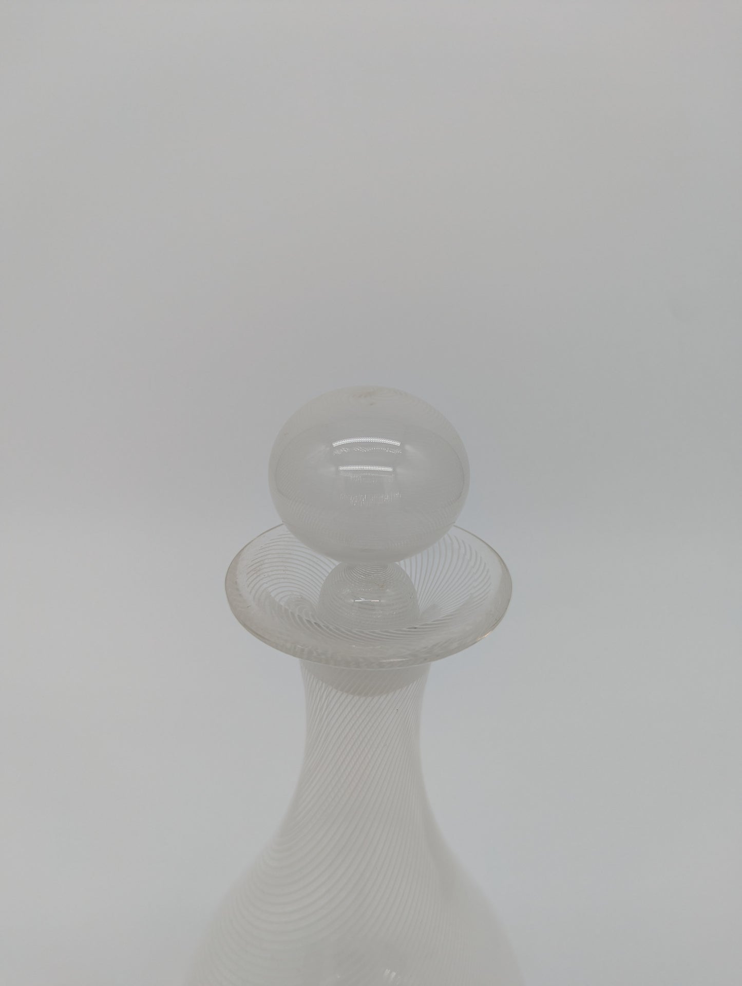 Murano Stil Karaffe Glasvase mit Stöpsel und filigranem Muster Vintage