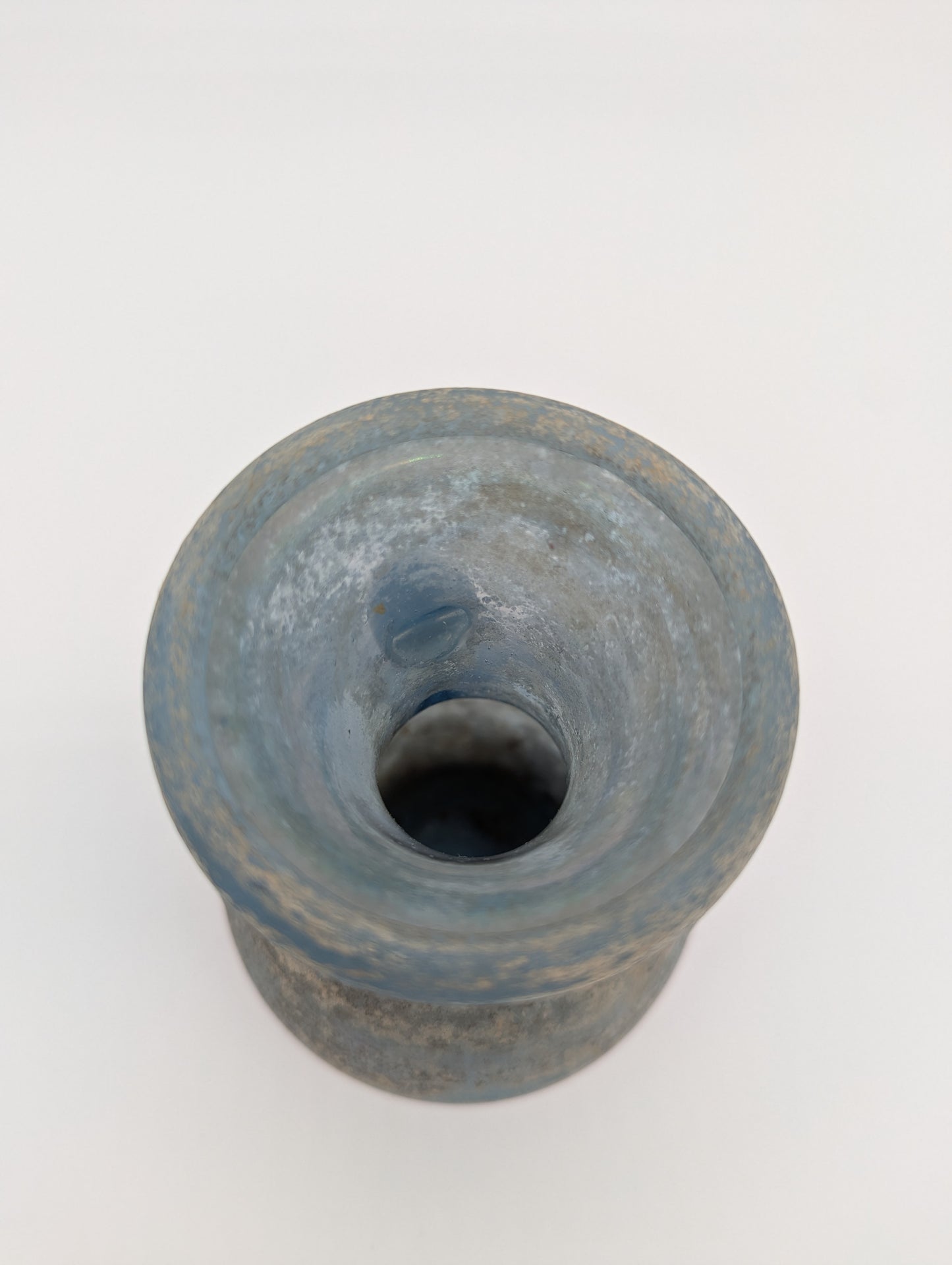 Glasvase aus Altglas mit Ölschimmer Irisglas Handarbeit Dekoration Antik