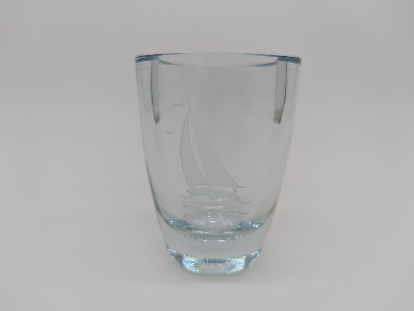 Strömbergshyttan Glasvase Kristall Vase Gravur Segelboot signiert Vintage