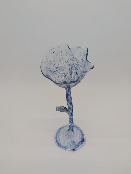 Signierte Glasvase Studioglas in Tulpenform Designglas Handarbeit Vintage