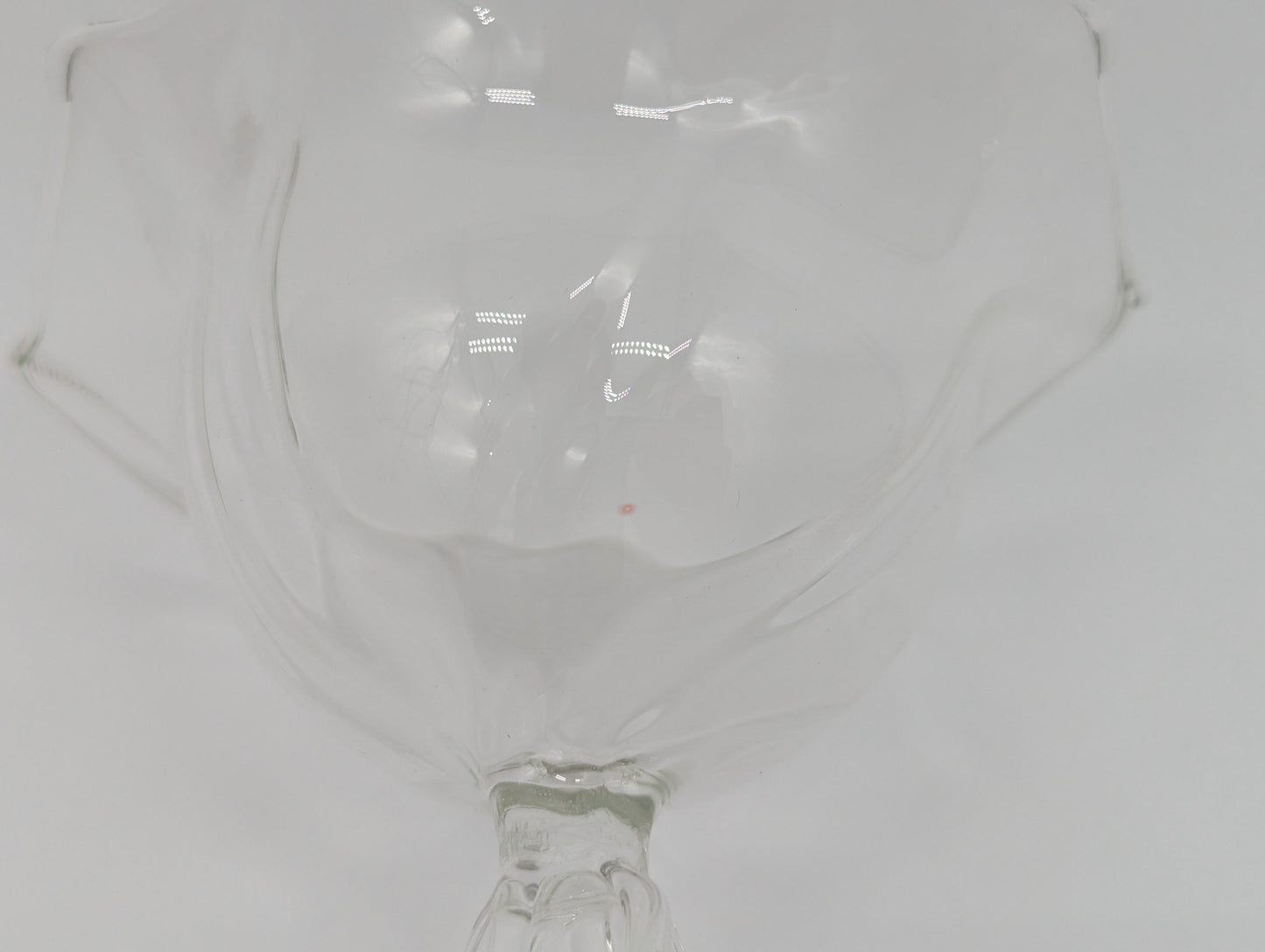 Signiertes Weinglas Kristallglas Twist Stem Designglas Vintage Studioglas