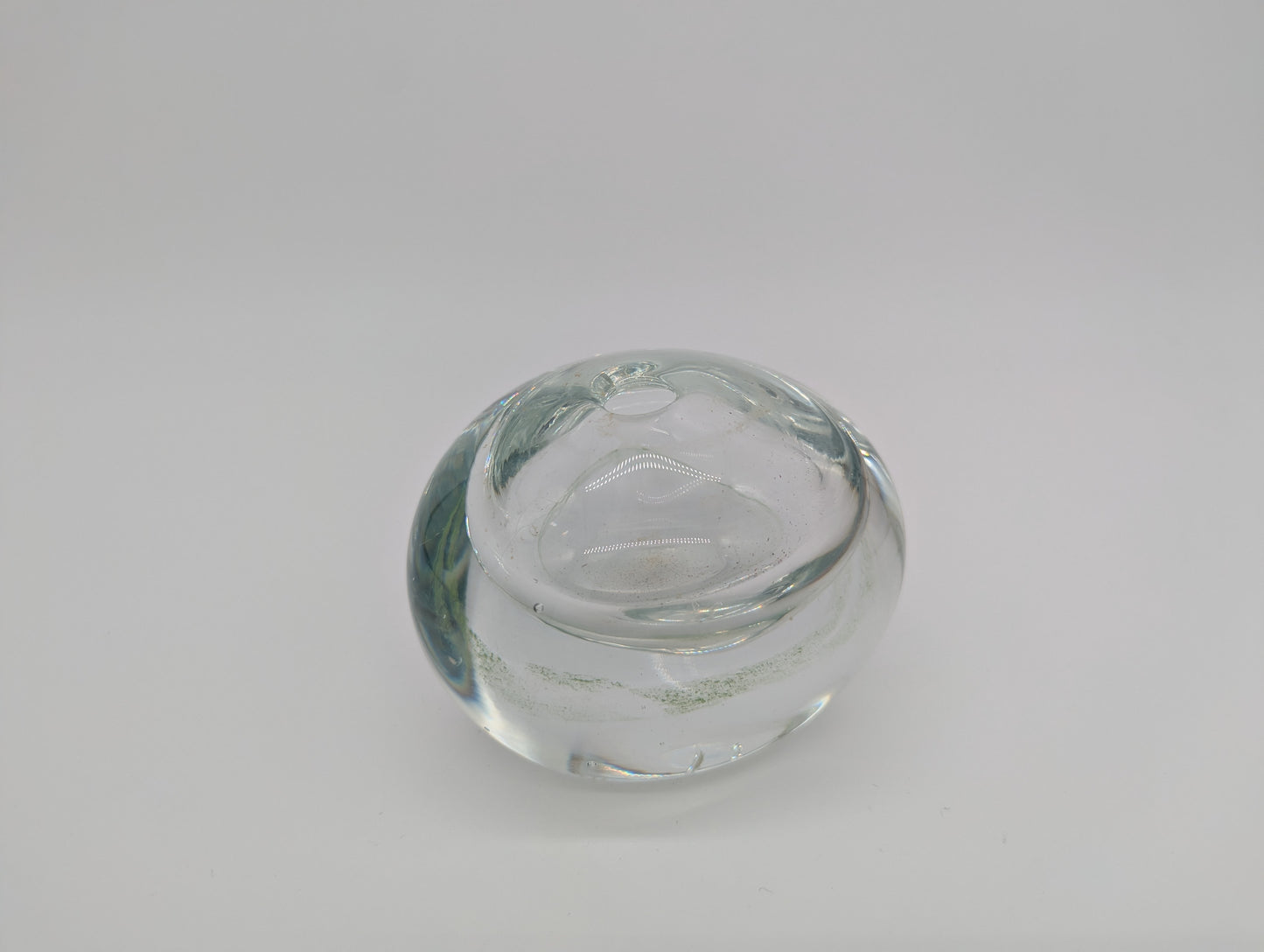 Runde Blumenvase Vase aus Glas Mundgeblasen Vintage Deko Tischdeko