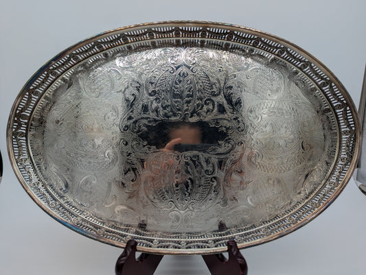 Messing Tablett AICO Chassar Sheffield mit reichen Verzierungen Vintage