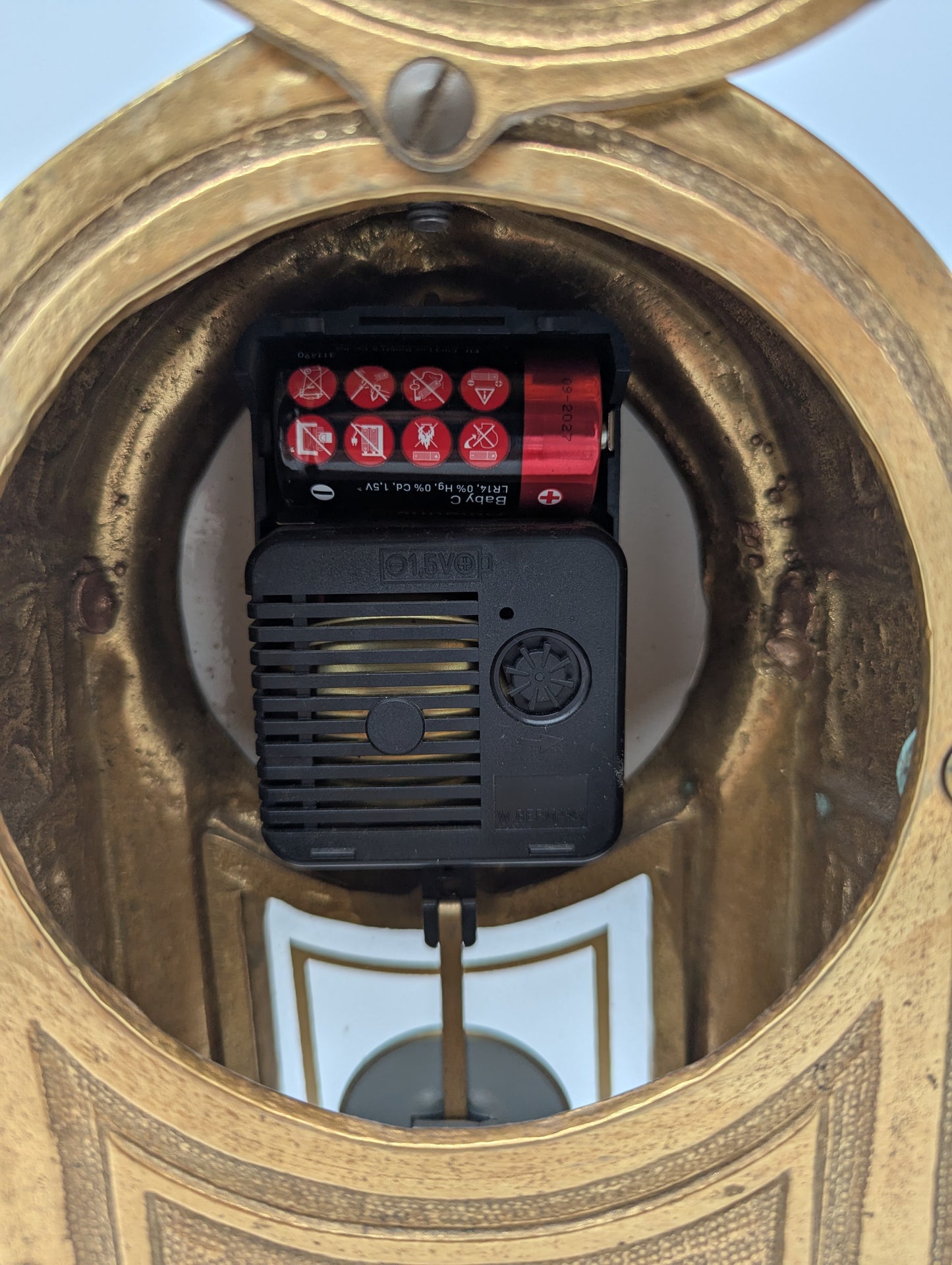 Imperial Tischuhr Kaminuhr im Barockstil Quarzwerk Batteriebetrieben Vintage