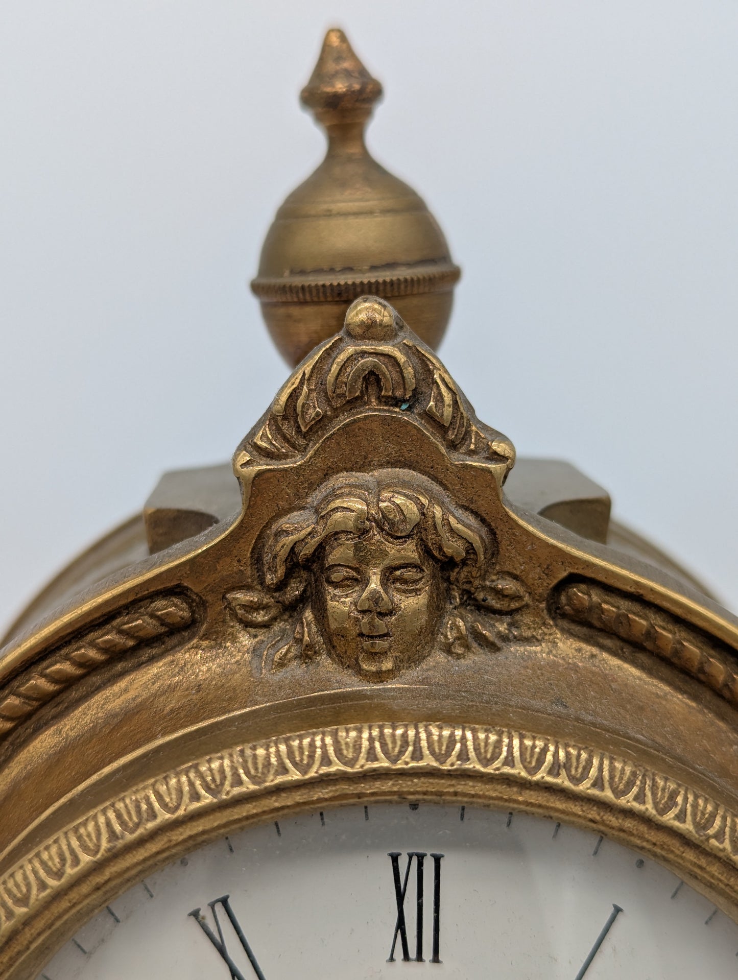 Imperial Tischuhr Kaminuhr im Barockstil Quarzwerk Batteriebetrieben Vintage