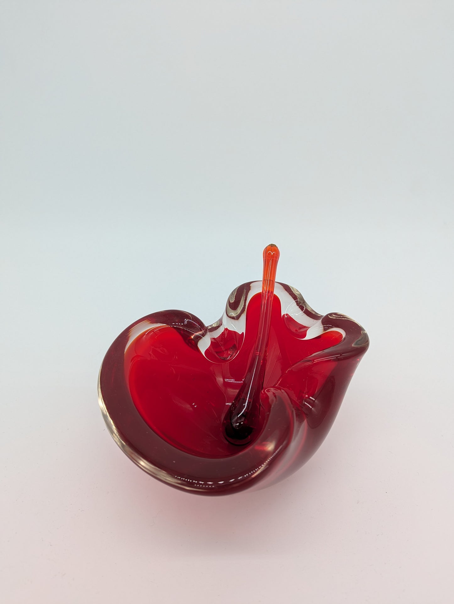 Murano Stil Glasschale Aschenbecher mit Glasstab mundgeblasen in Rot Vintage