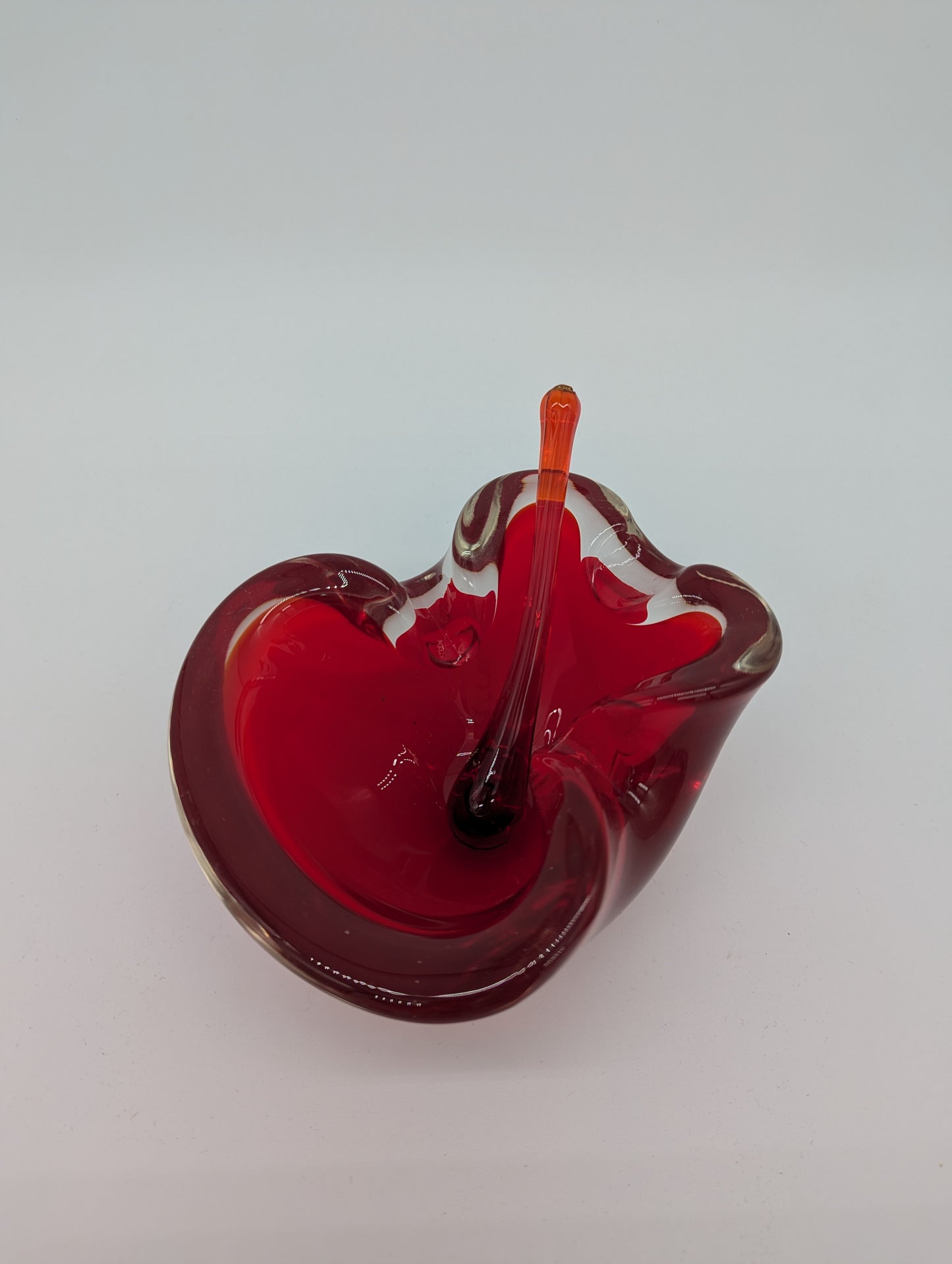 Murano Stil Glasschale Aschenbecher mit Glasstab mundgeblasen in Rot Vintage