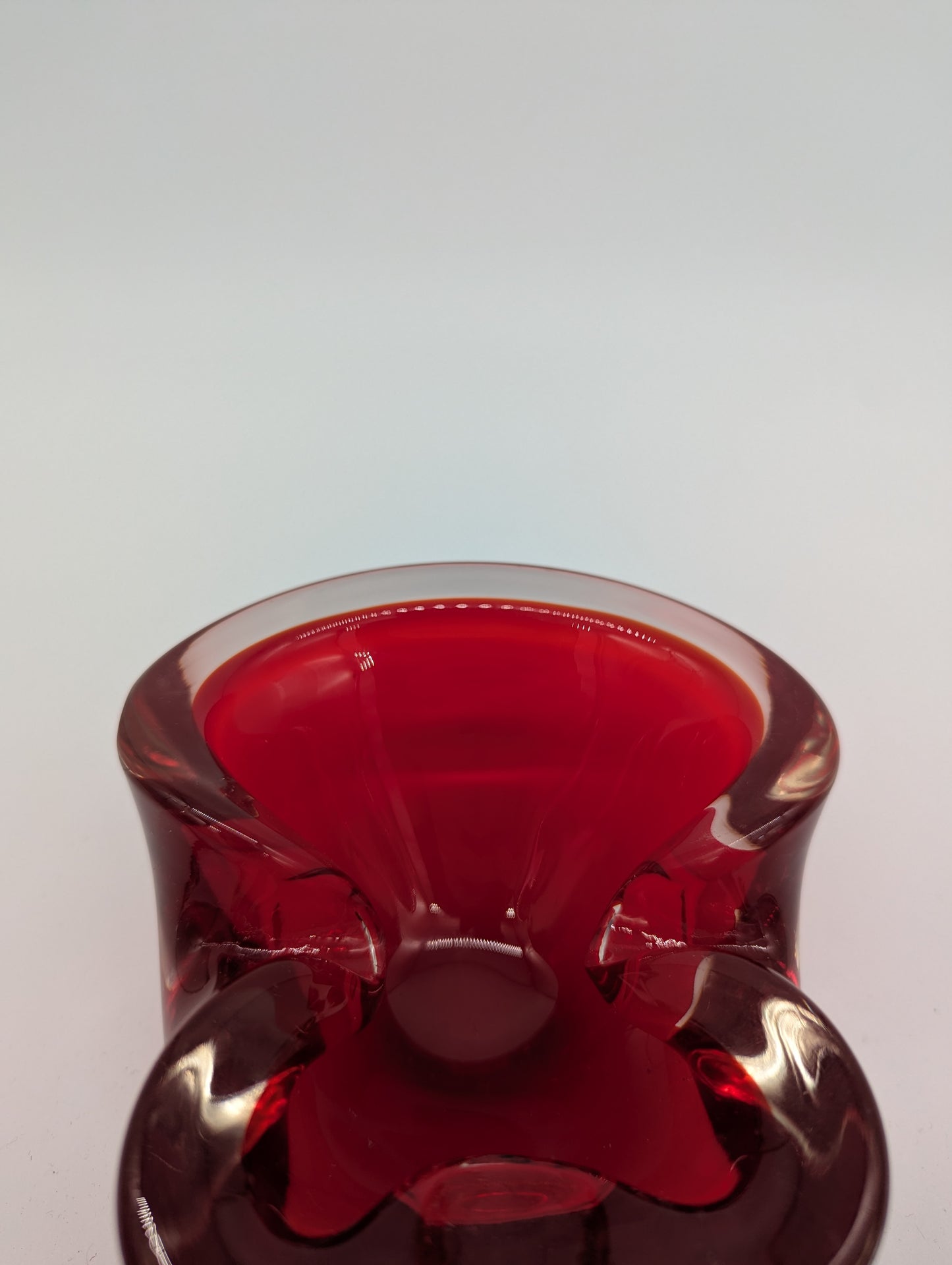 Murano Stil Glasschale Aschenbecher mit Glasstab mundgeblasen in Rot Vintage