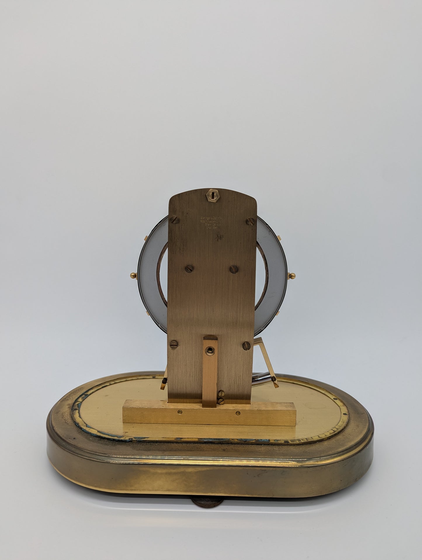 Magnetpendel Uhr Tischuhr aus Messing von Kundo Quarzwerk Mid Century