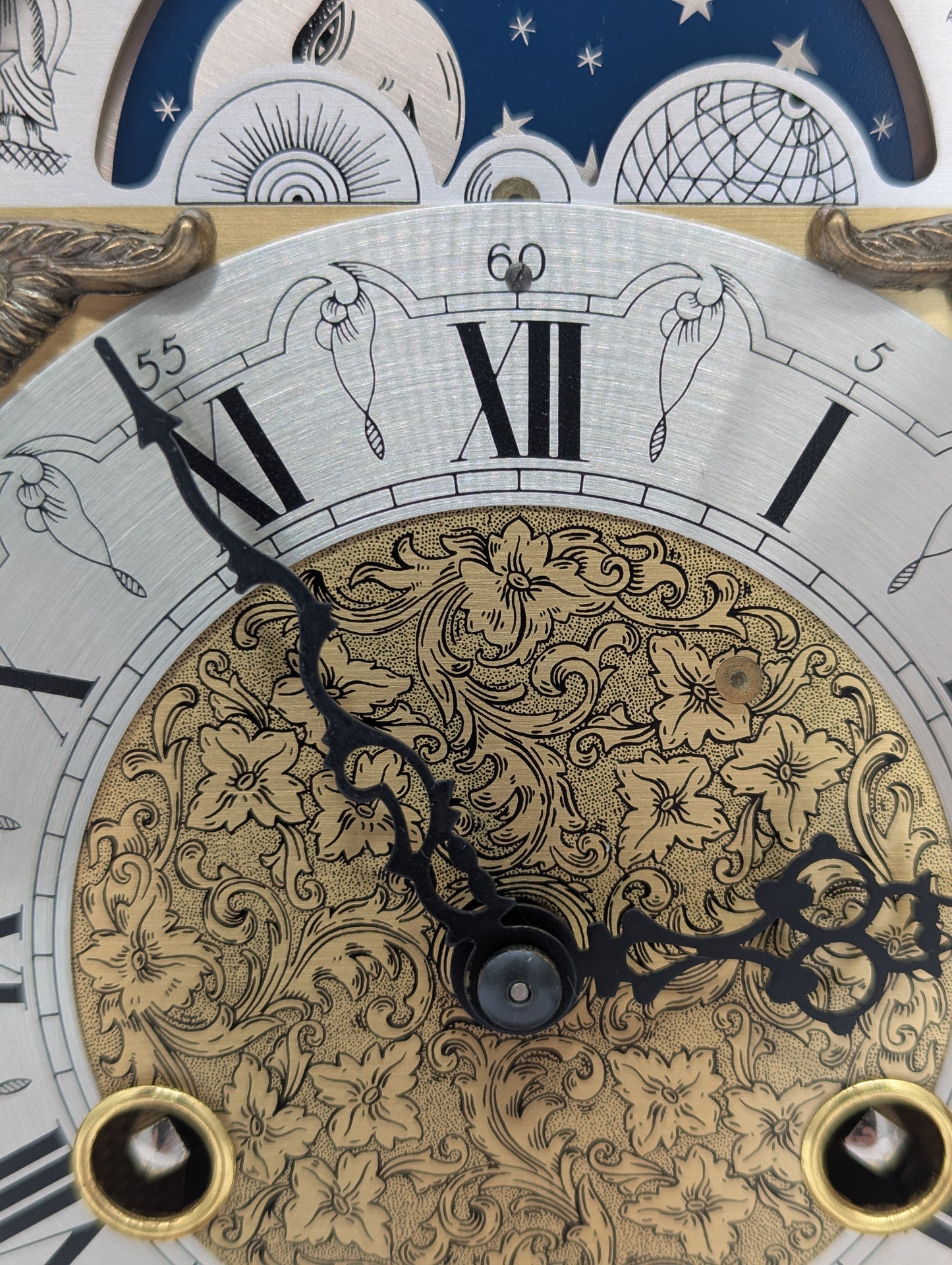 Hermle Tischuhr Kaminuhr mit Mondphase Dekorativ Vintage Mechanisches Uhrwerk