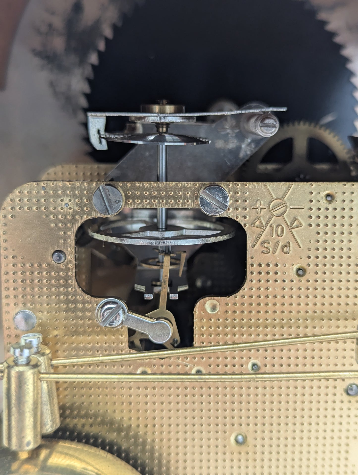 Hermle Tischuhr Kaminuhr mit Mondphase Dekorativ Vintage Mechanisches Uhrwerk