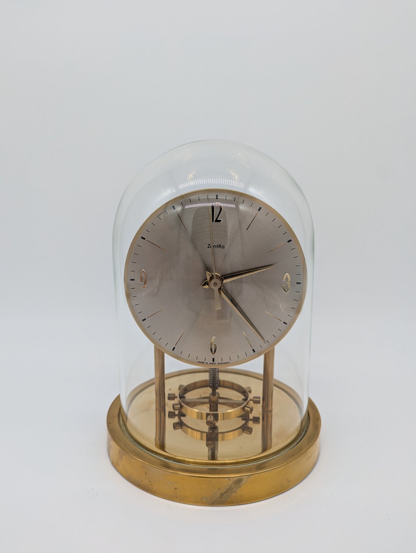 Zentra Tischuhr Kaminuhr mit Drehpendel und Glasdom Quarzwerk Vintage