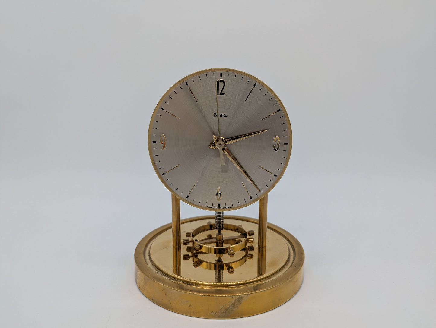 Zentra Tischuhr Kaminuhr mit Drehpendel und Glasdom Quarzwerk Vintage