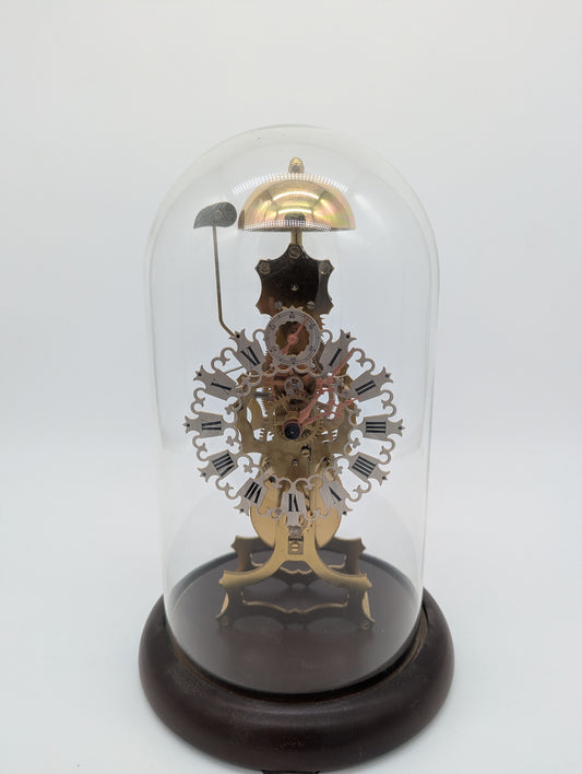 Skelett Uhr Tischuhr JTK Germany unter Glasdom Mechanische Uhr Vintage