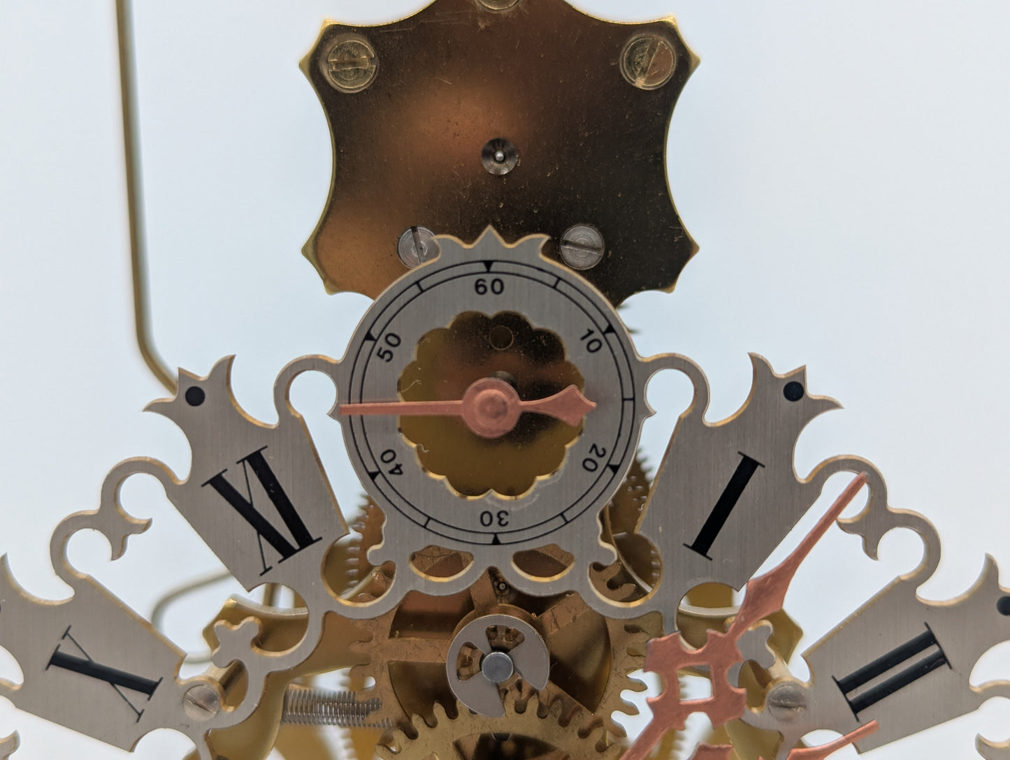 Skelett Uhr Tischuhr JTK Germany unter Glasdom Mechanische Uhr Vintage