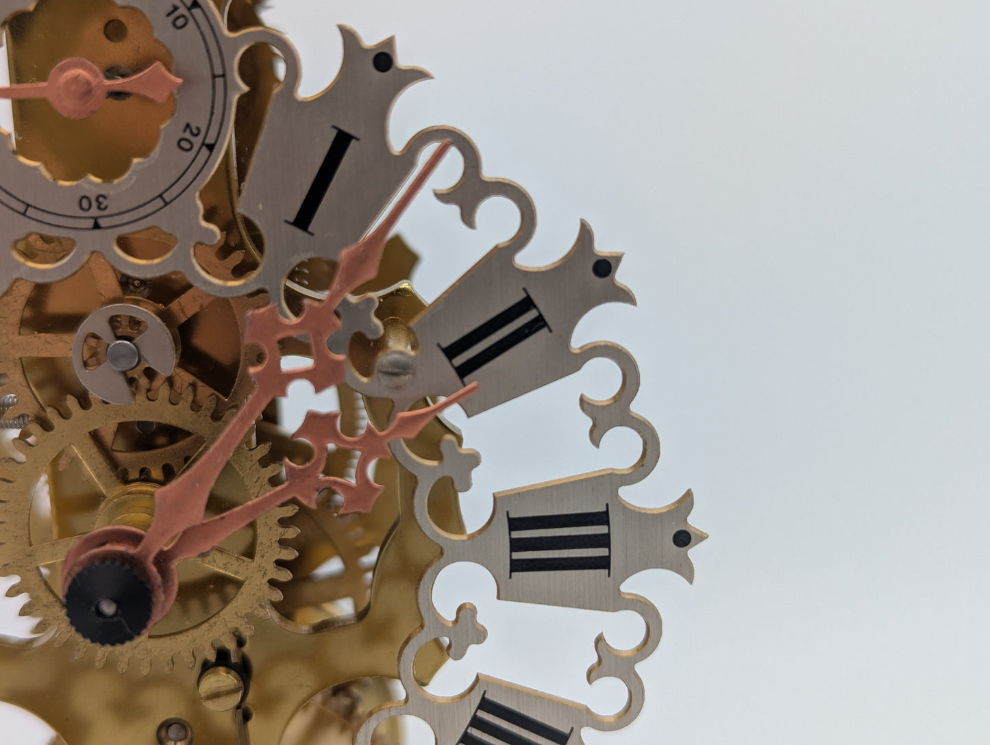 Skelett Uhr Tischuhr JTK Germany unter Glasdom Mechanische Uhr Vintage