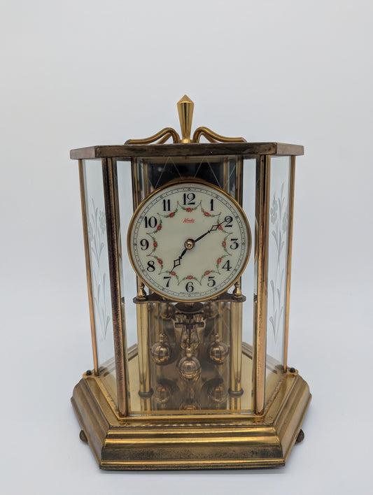 Tischuhr Kaminuhr von Kundo mit Drehpendel und Glasabdeckung Vintage