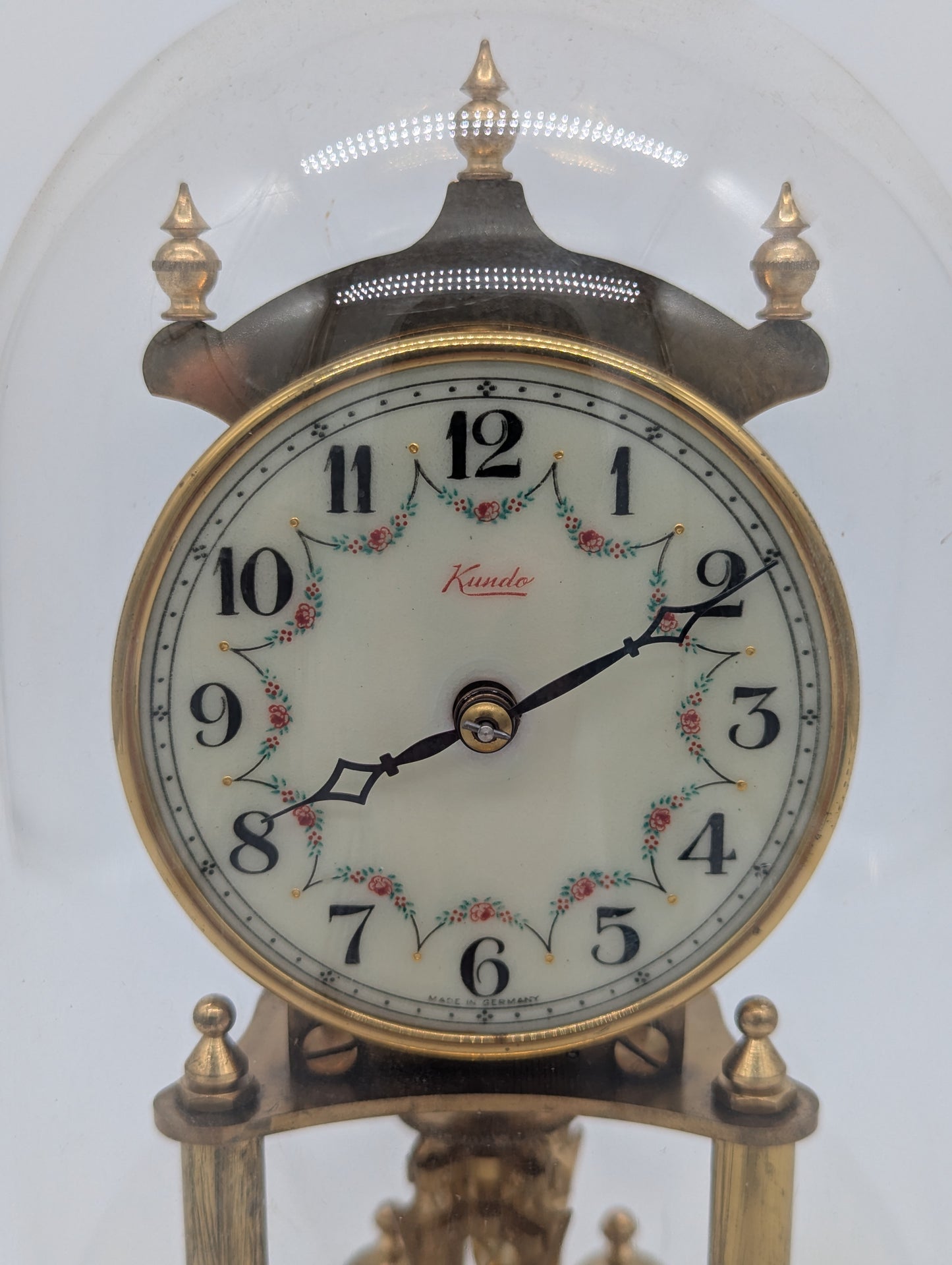 Tischuhr Kaminuhr von Kundo mit Drehpendel und Glasdom Vintage Schreibtischuhr