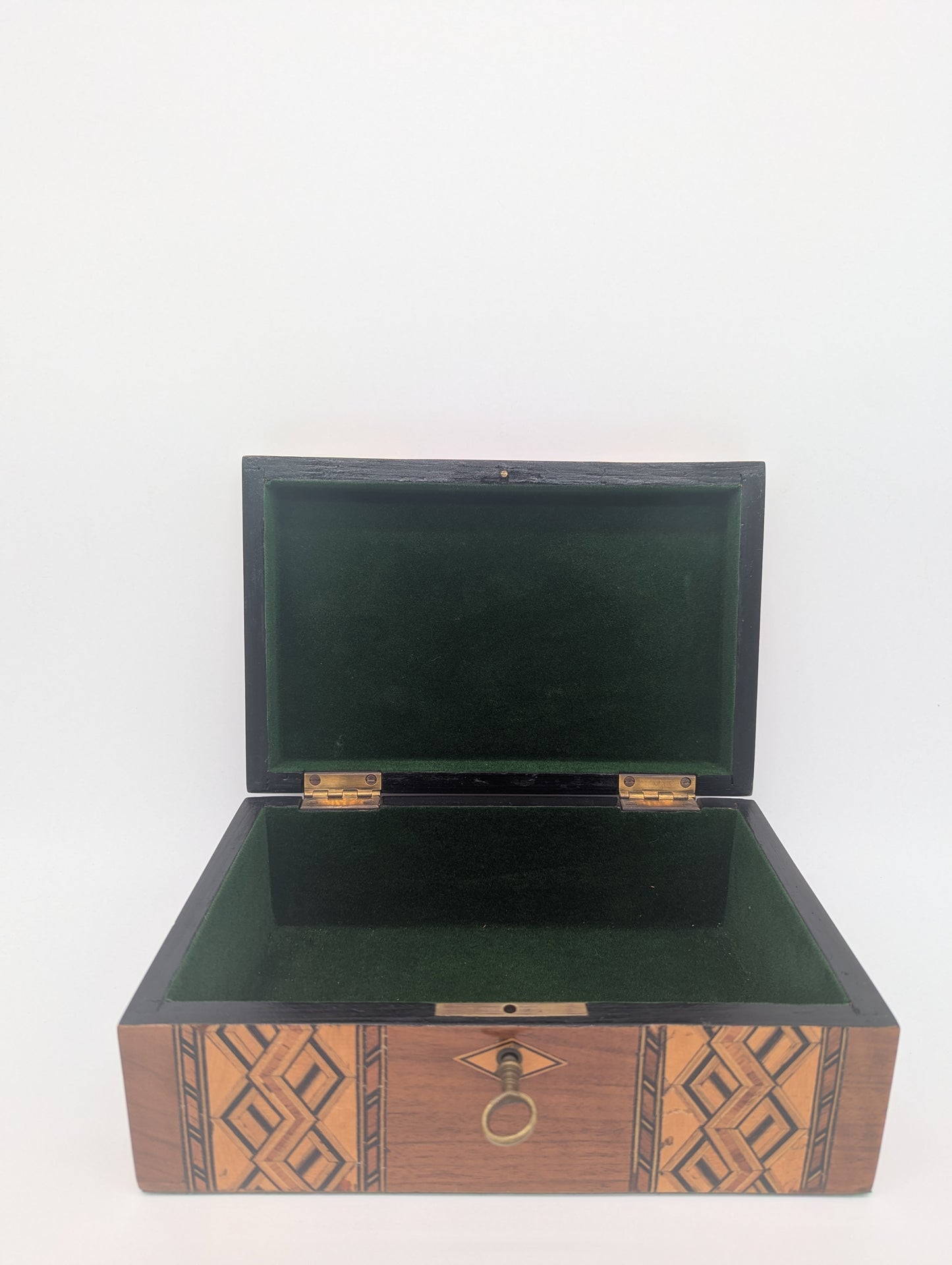 Holz Box Schmuckschatulle Schatulle mit Intarsien grün gefüttert mit Schlüssel