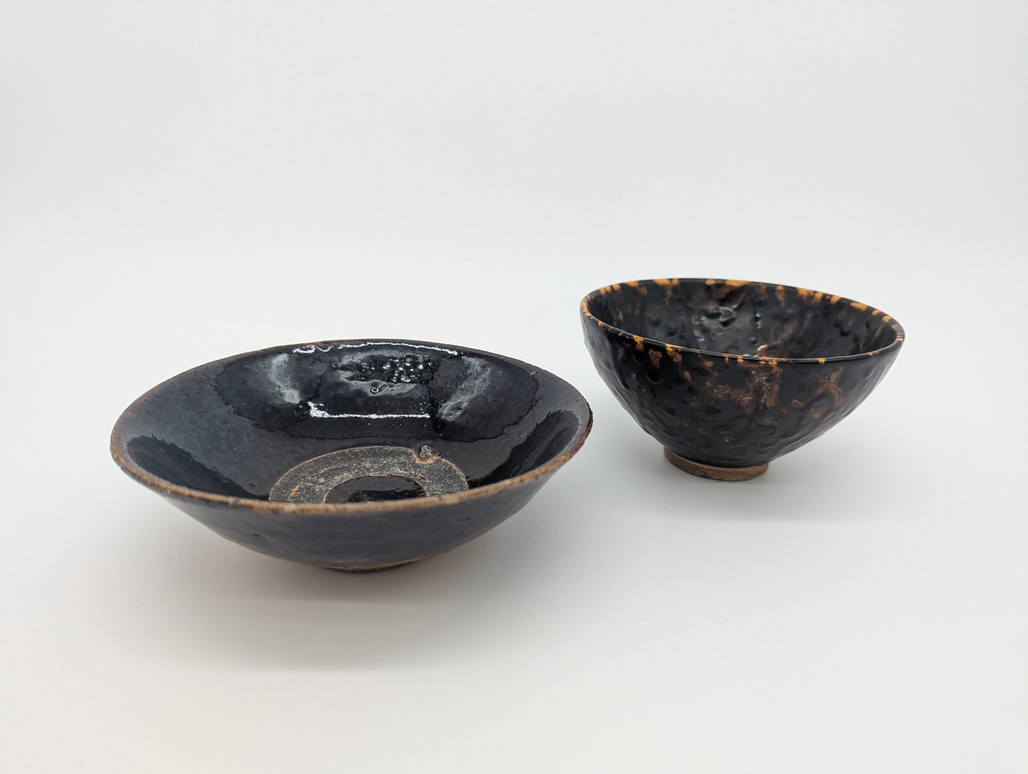 Keramik Schalen Set Handgefertigt mit Schwarzbrauner Glasur