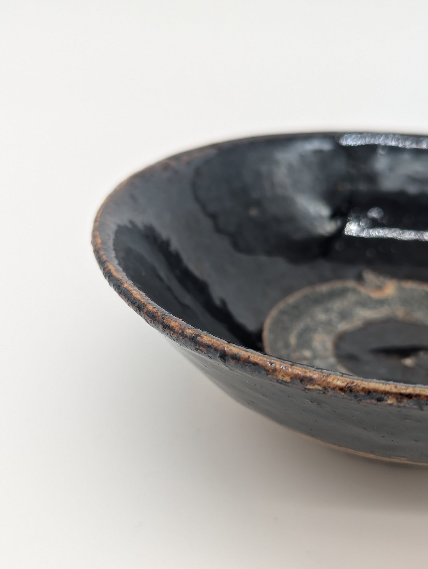 Keramik Schalen Set Handgefertigt mit Schwarzbrauner Glasur