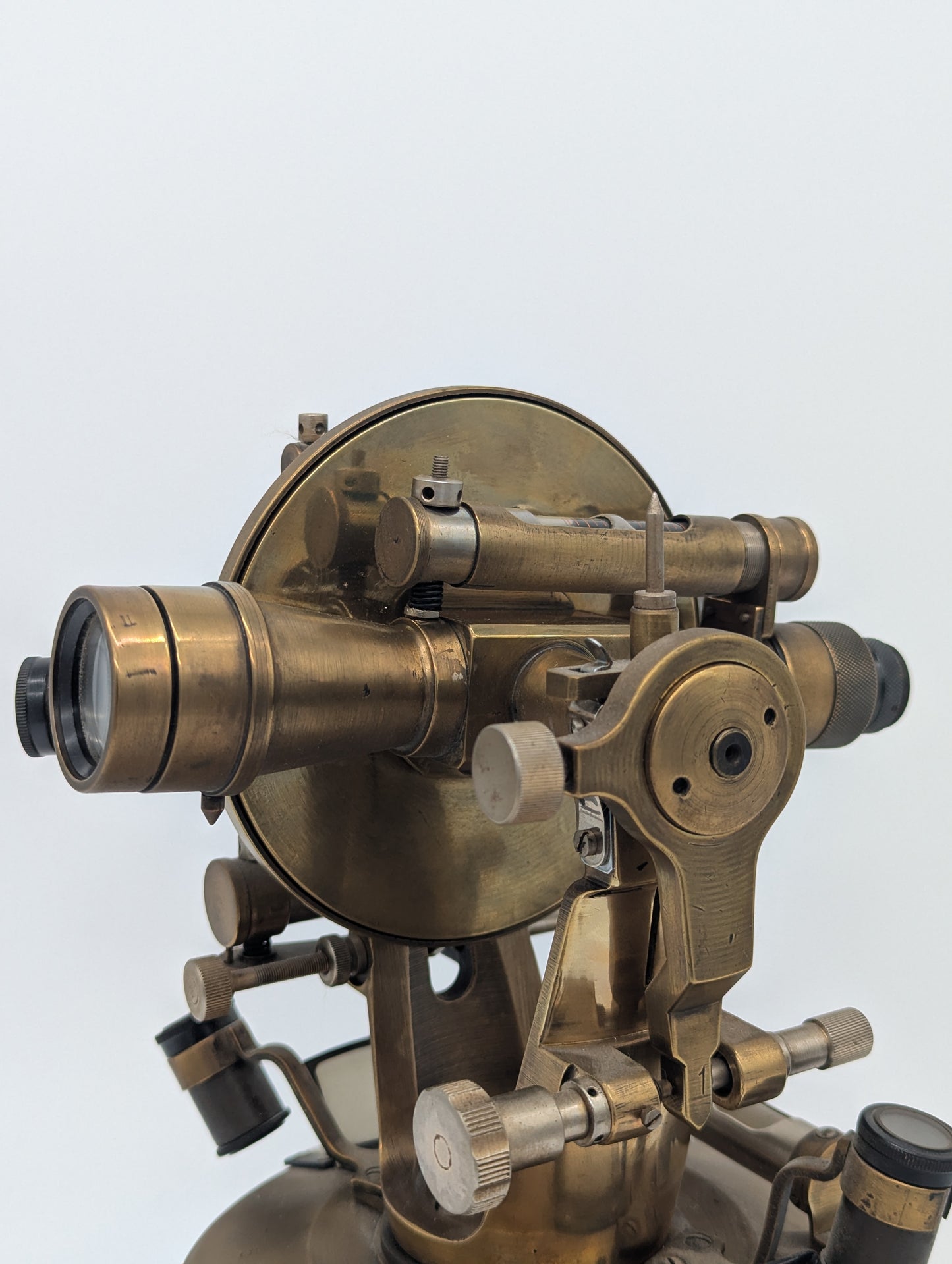 Theodolit Vermessungsinstrument Vintage aus Messing Messinstrument