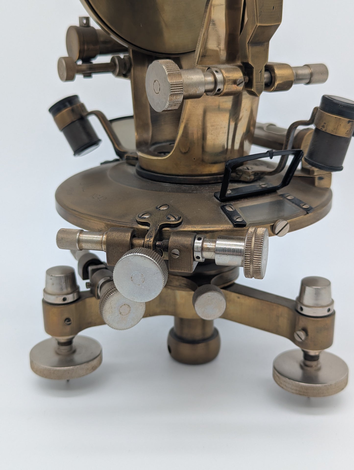 Theodolit Vermessungsinstrument Vintage aus Messing Messinstrument