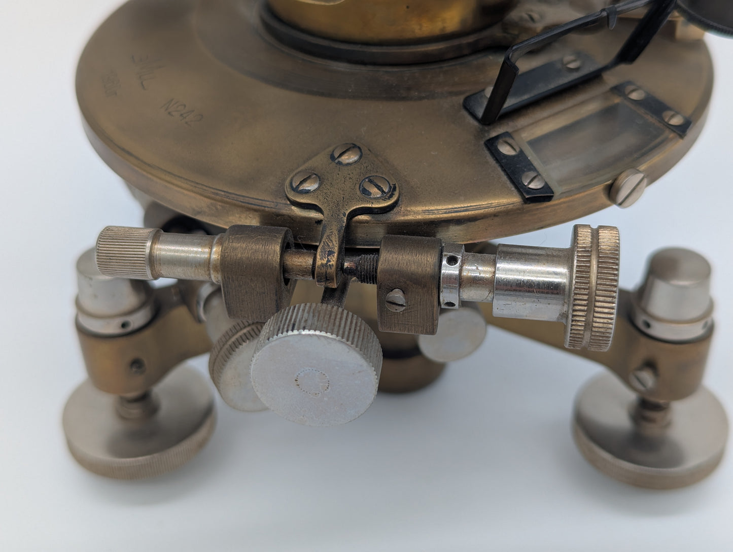 Theodolit Vermessungsinstrument Vintage aus Messing Messinstrument