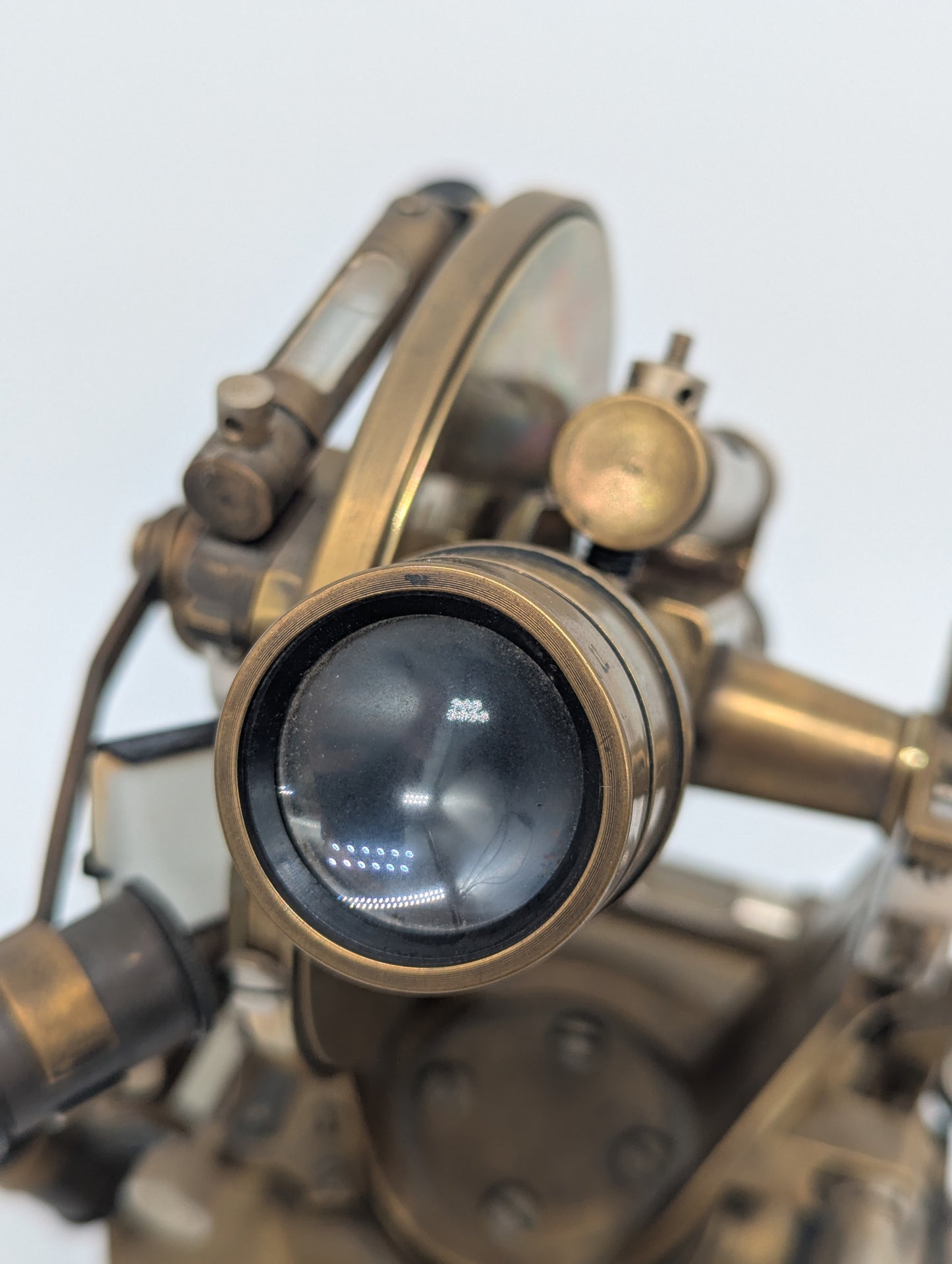 Theodolit Vermessungsinstrument Vintage aus Messing Messinstrument