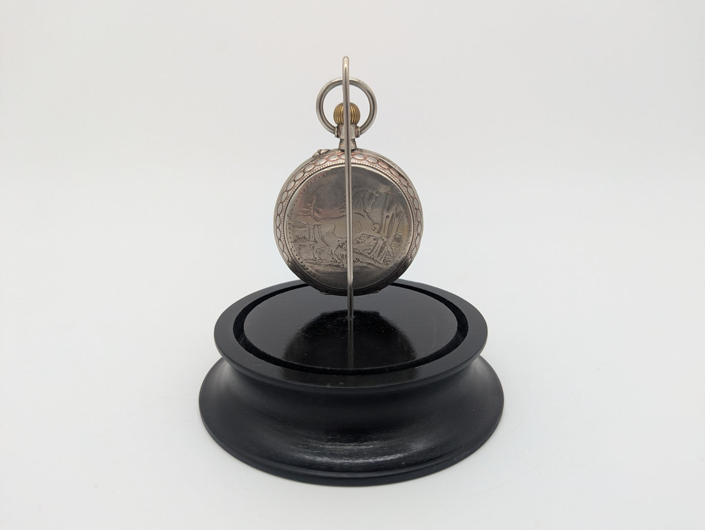 Uhr Taschenuhr Tischuhr unter Glasdom mit Floralen Akzenten Vintage