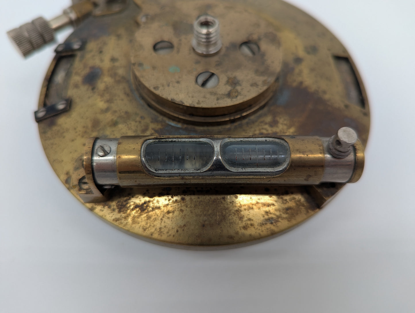 Alter Theodolit Messinstrument Komponent Präzisionsmessgerät Vintage Messing