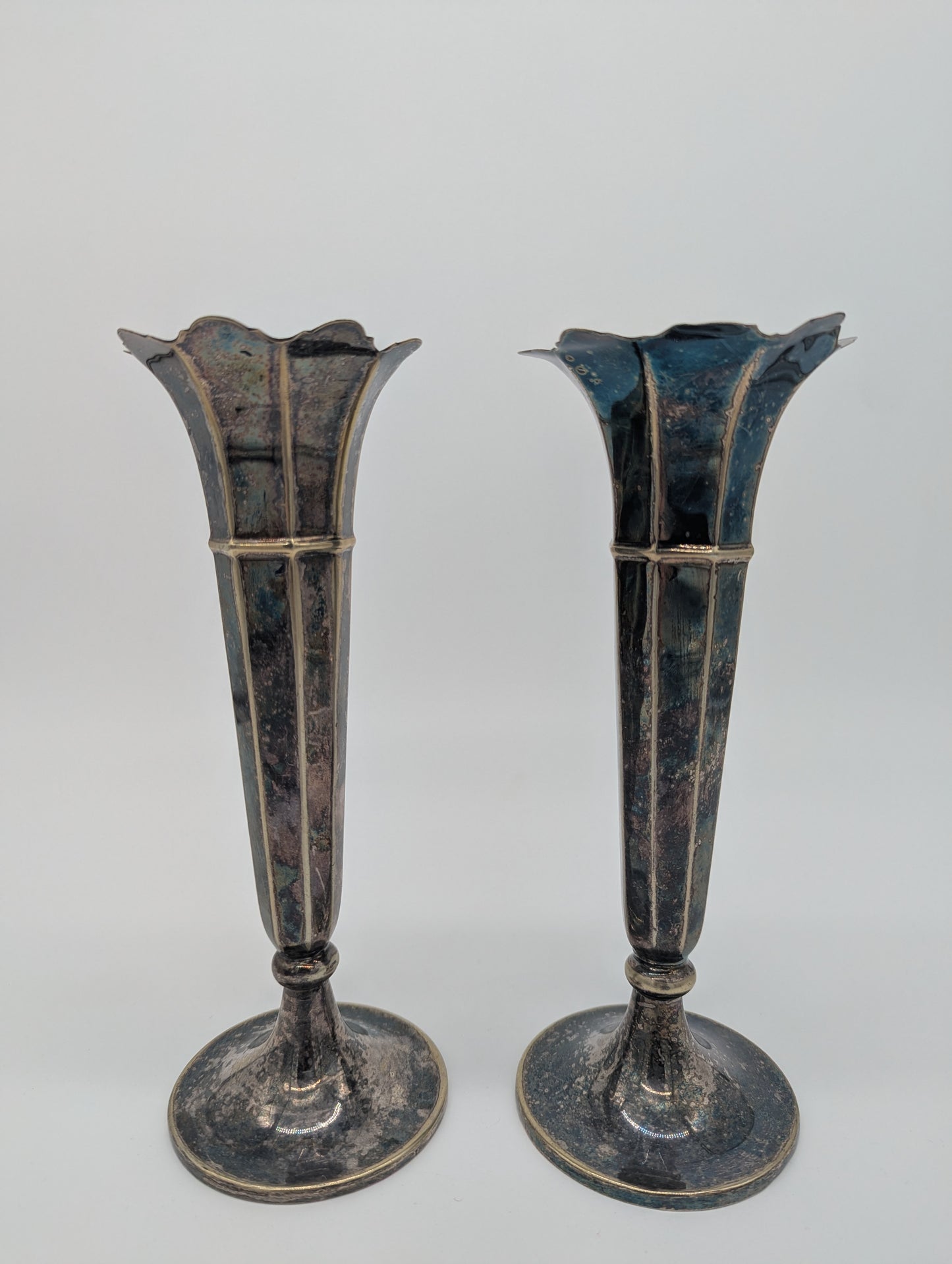 Paar Vasen Blumenvasen versilbert EPNS Stanqual mit Blütenrand Vintage